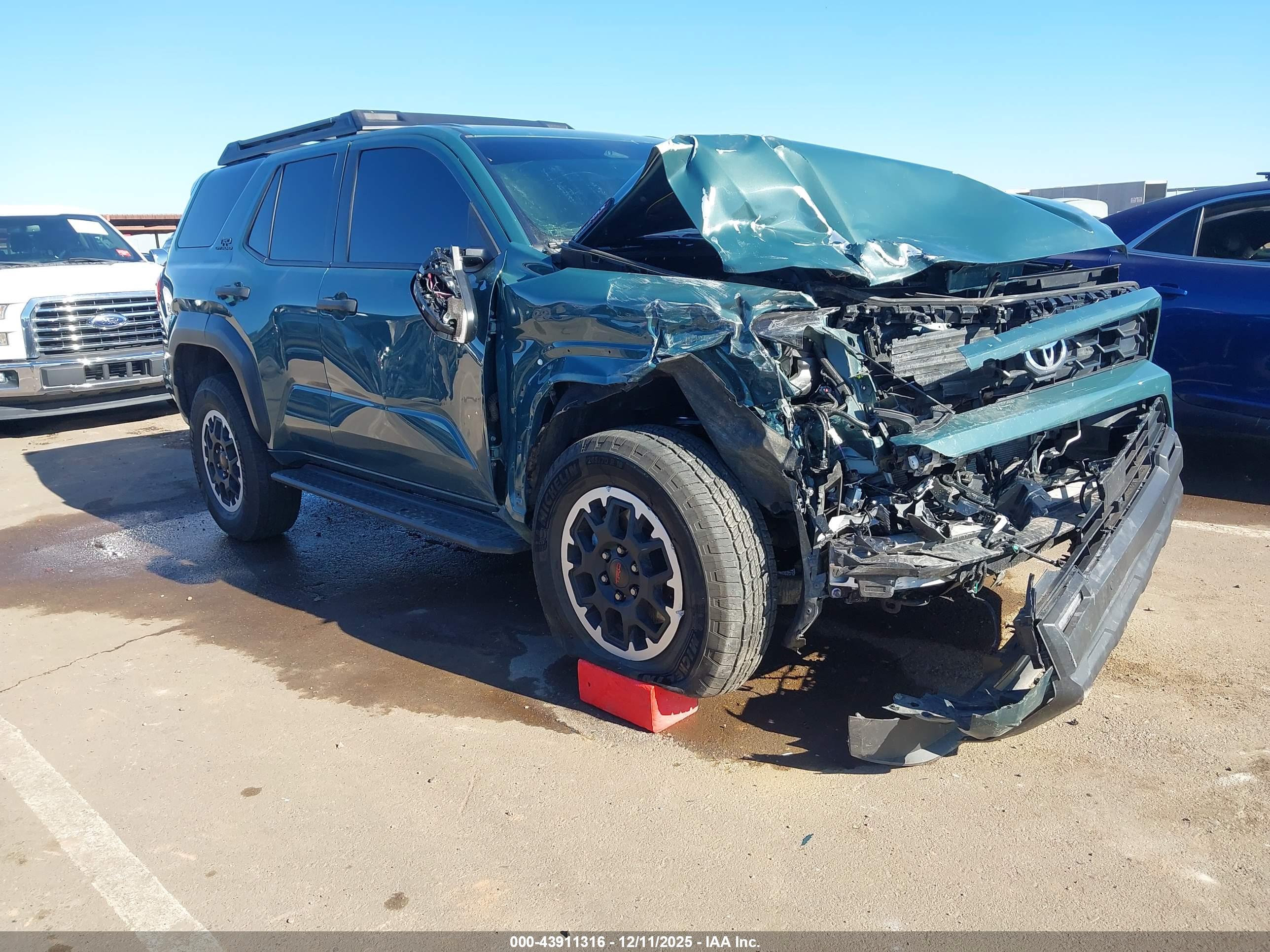 TOYOTA 4RUNNER image 6