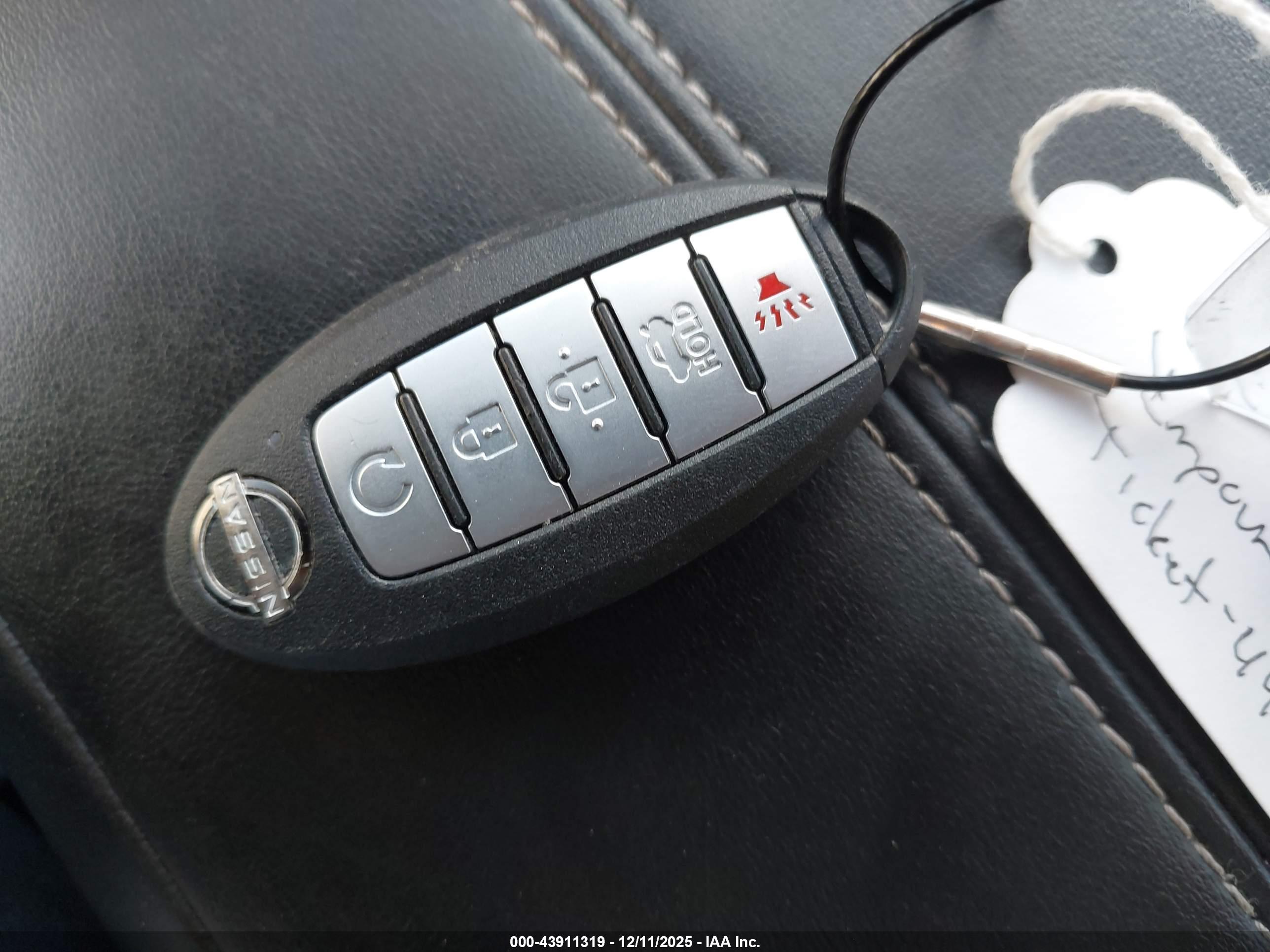 NISSAN ALTIMA image 11