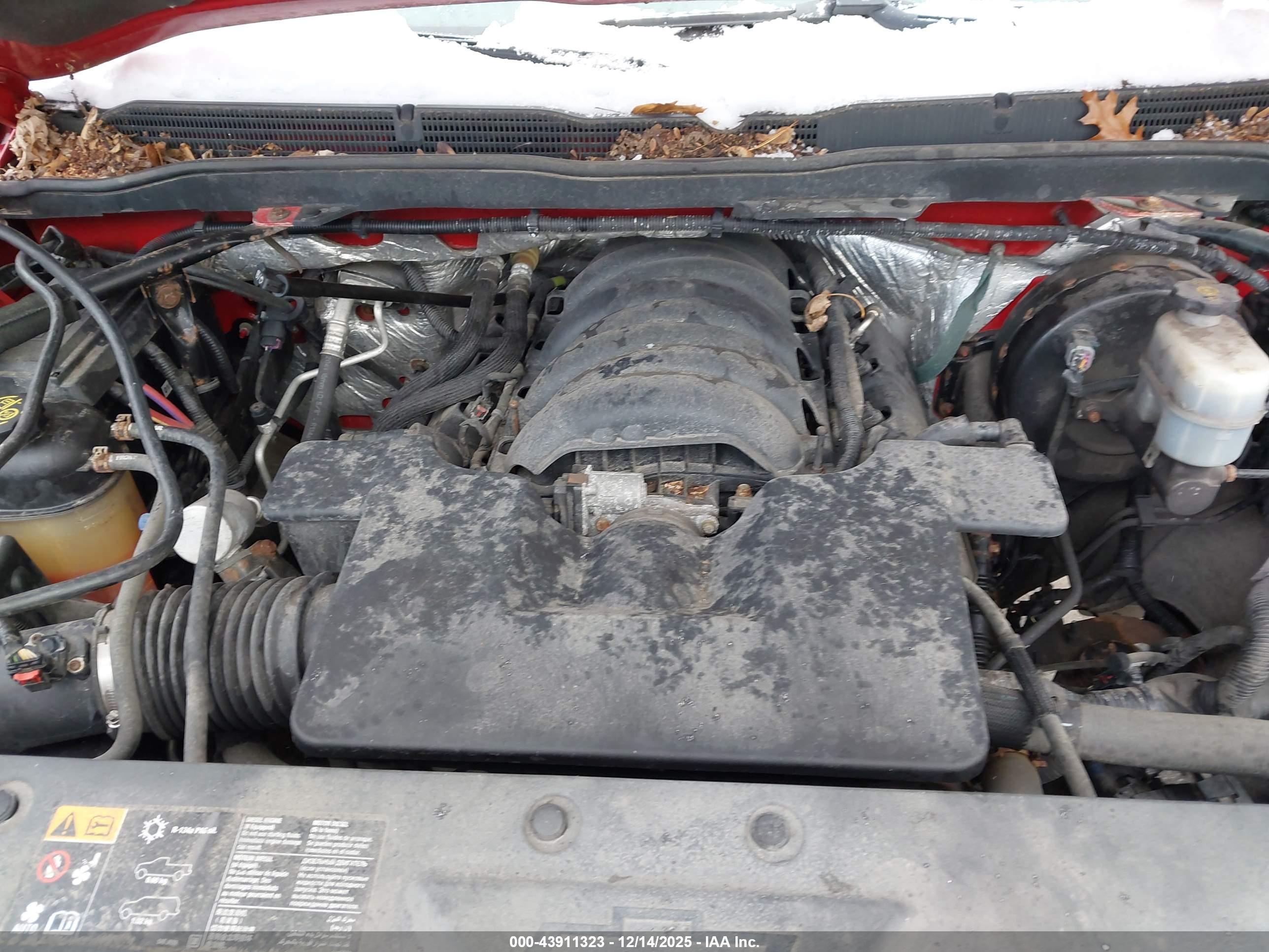 CHEVROLET SILVERADO image 10