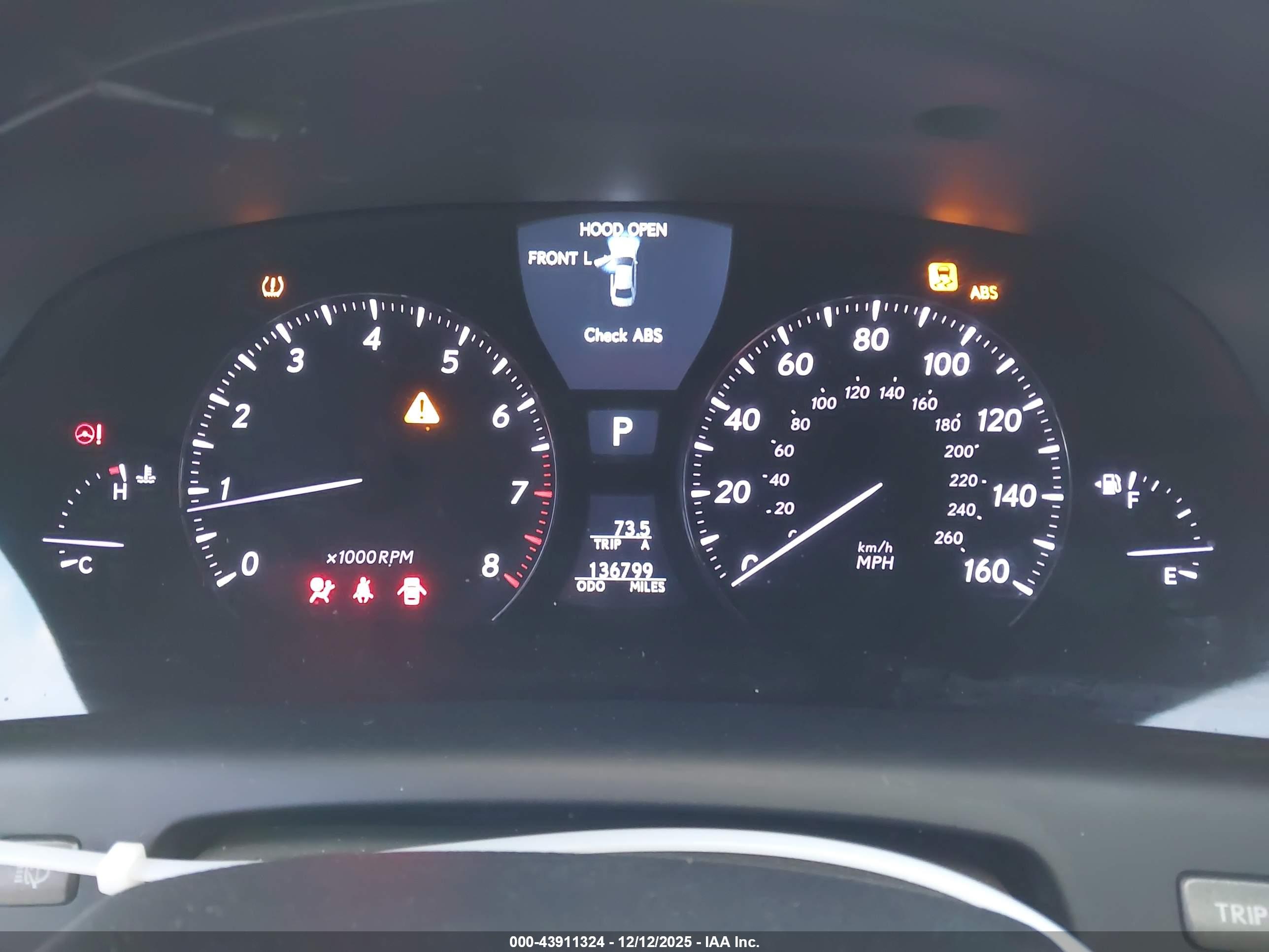 LEXUS LS image 7