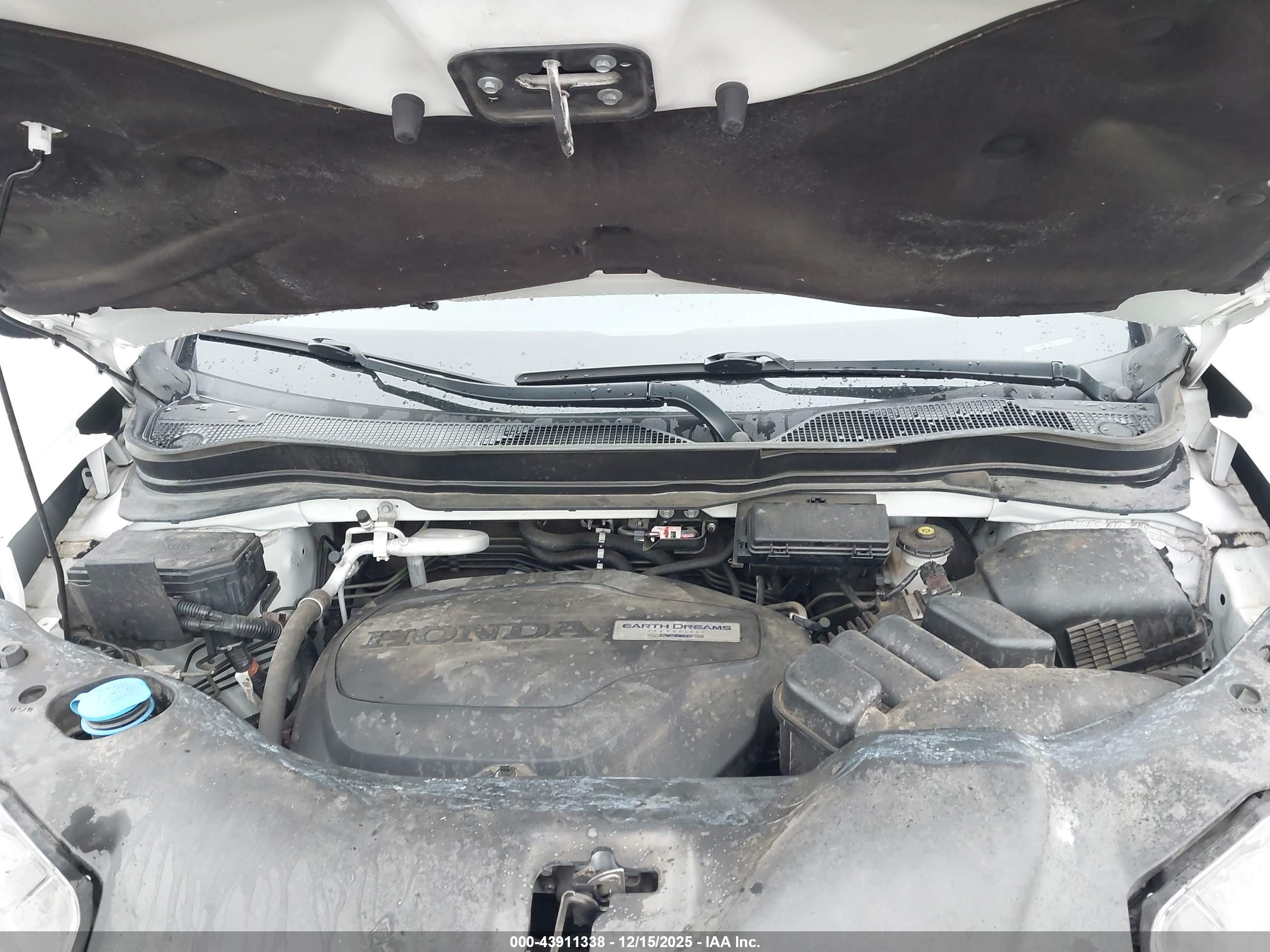 HONDA PILOT image 10