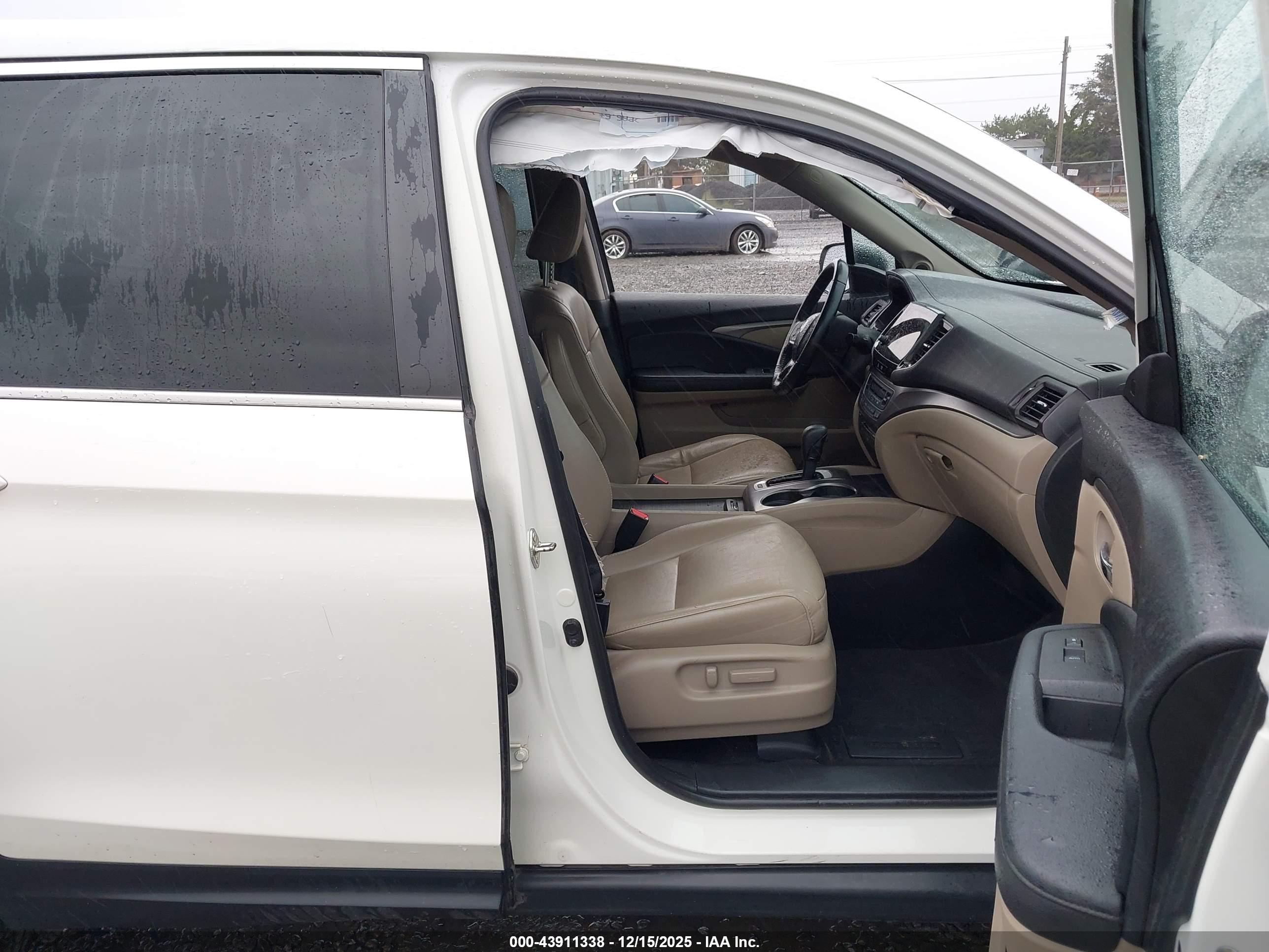 HONDA PILOT image 5