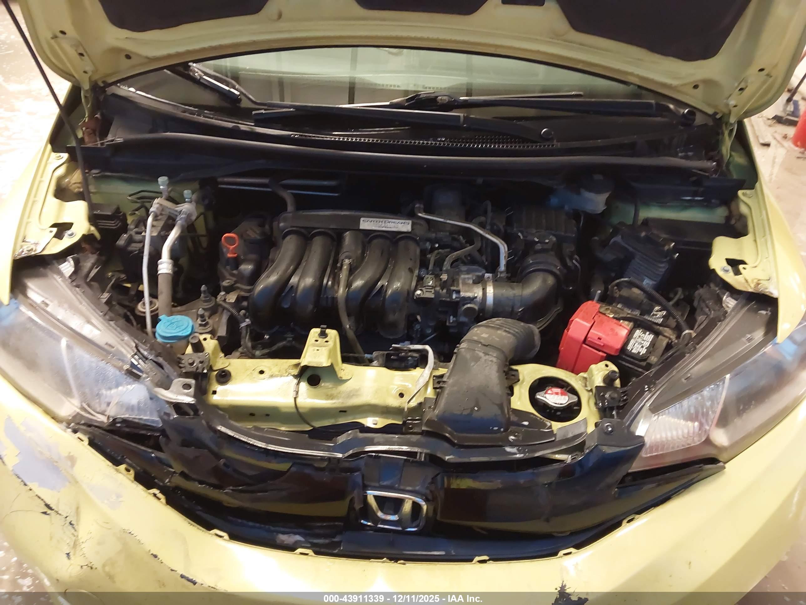 HONDA FIT image 10