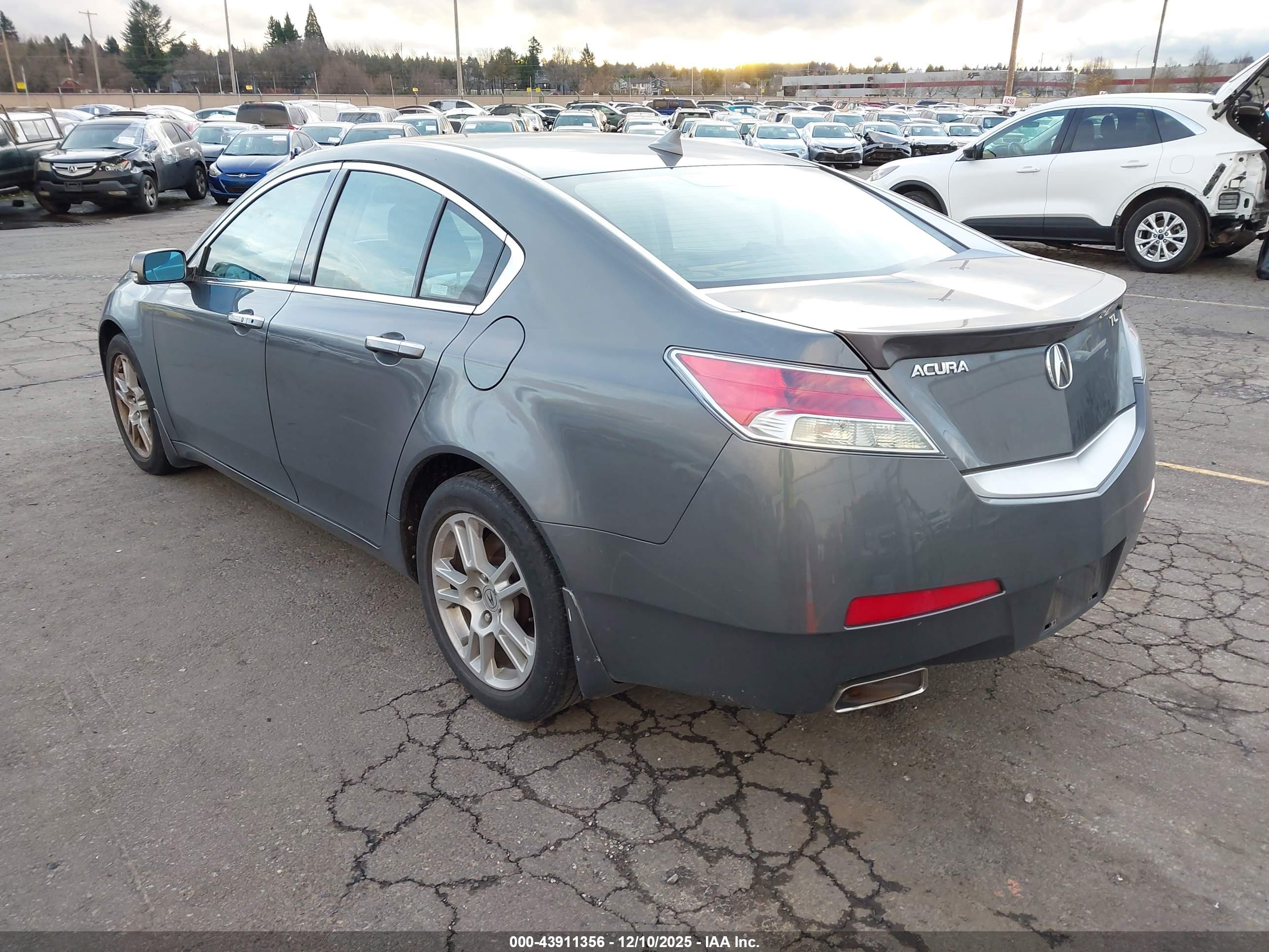 ACURA TL image 3