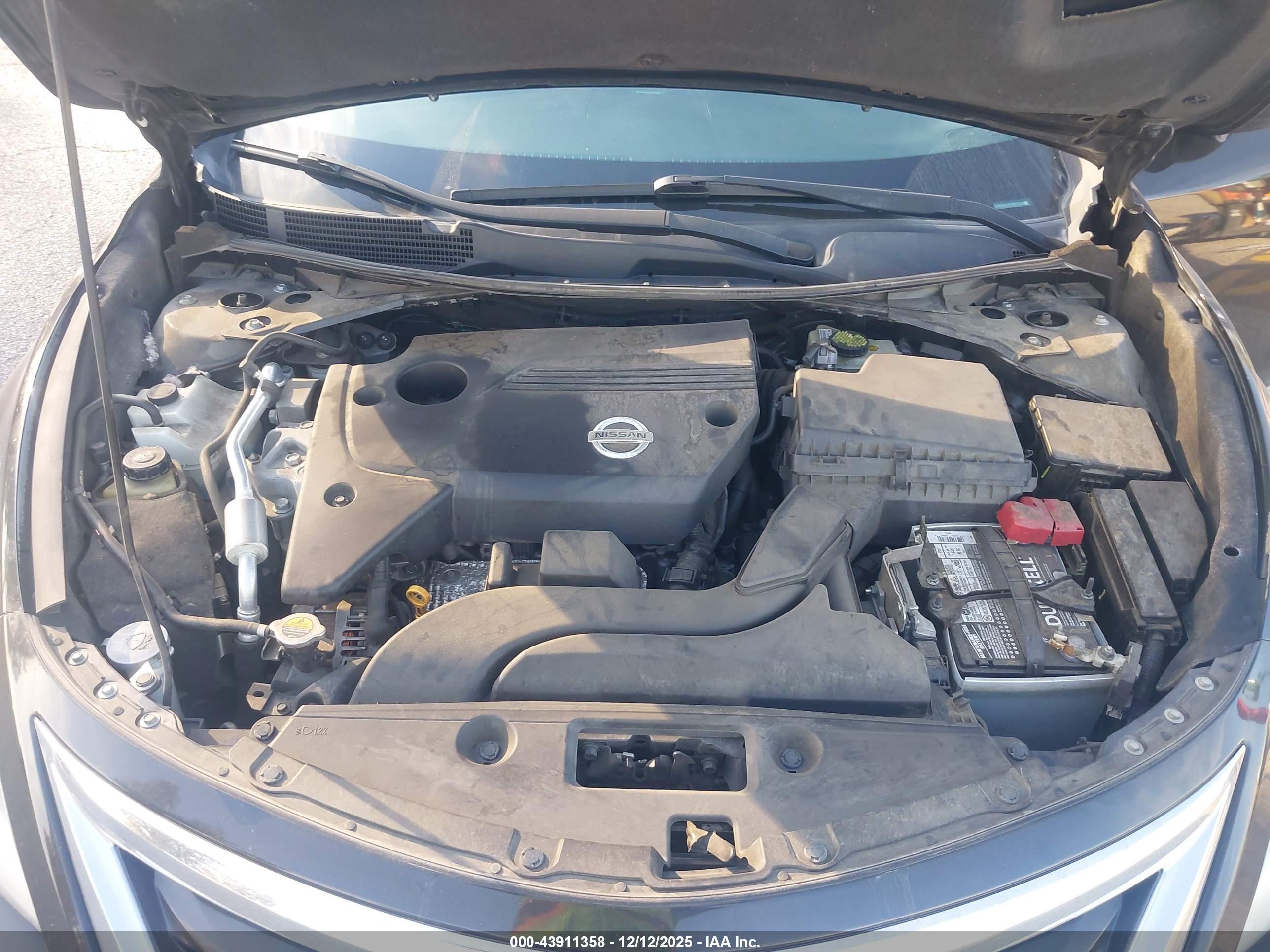 NISSAN ALTIMA image 10