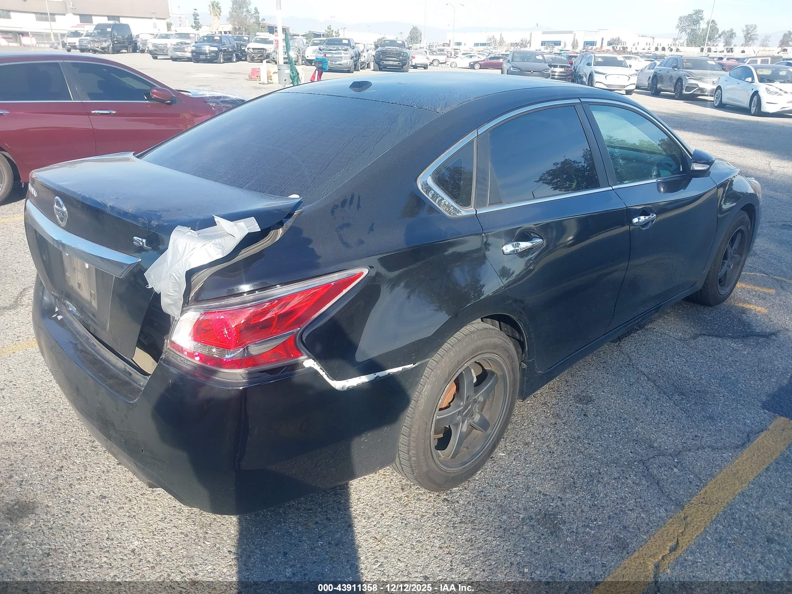 NISSAN ALTIMA image 4