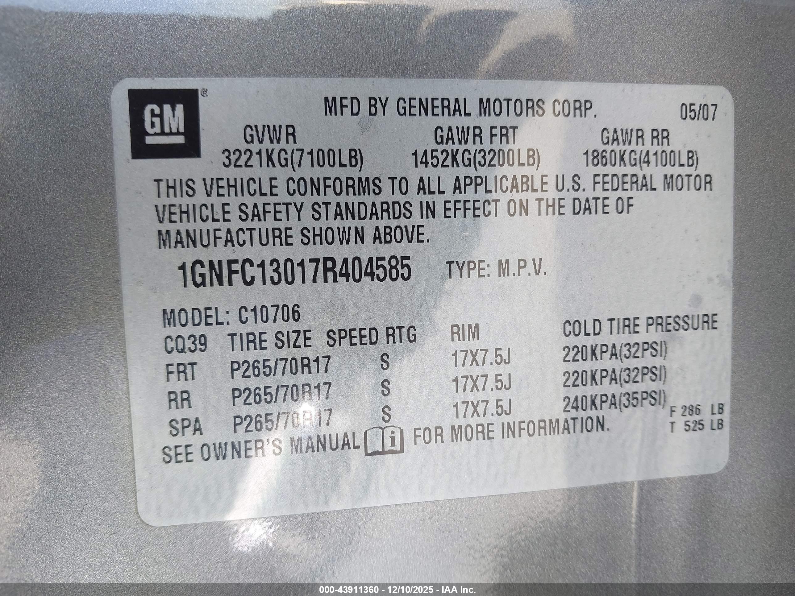 CHEVROLET TAHOE image 9
