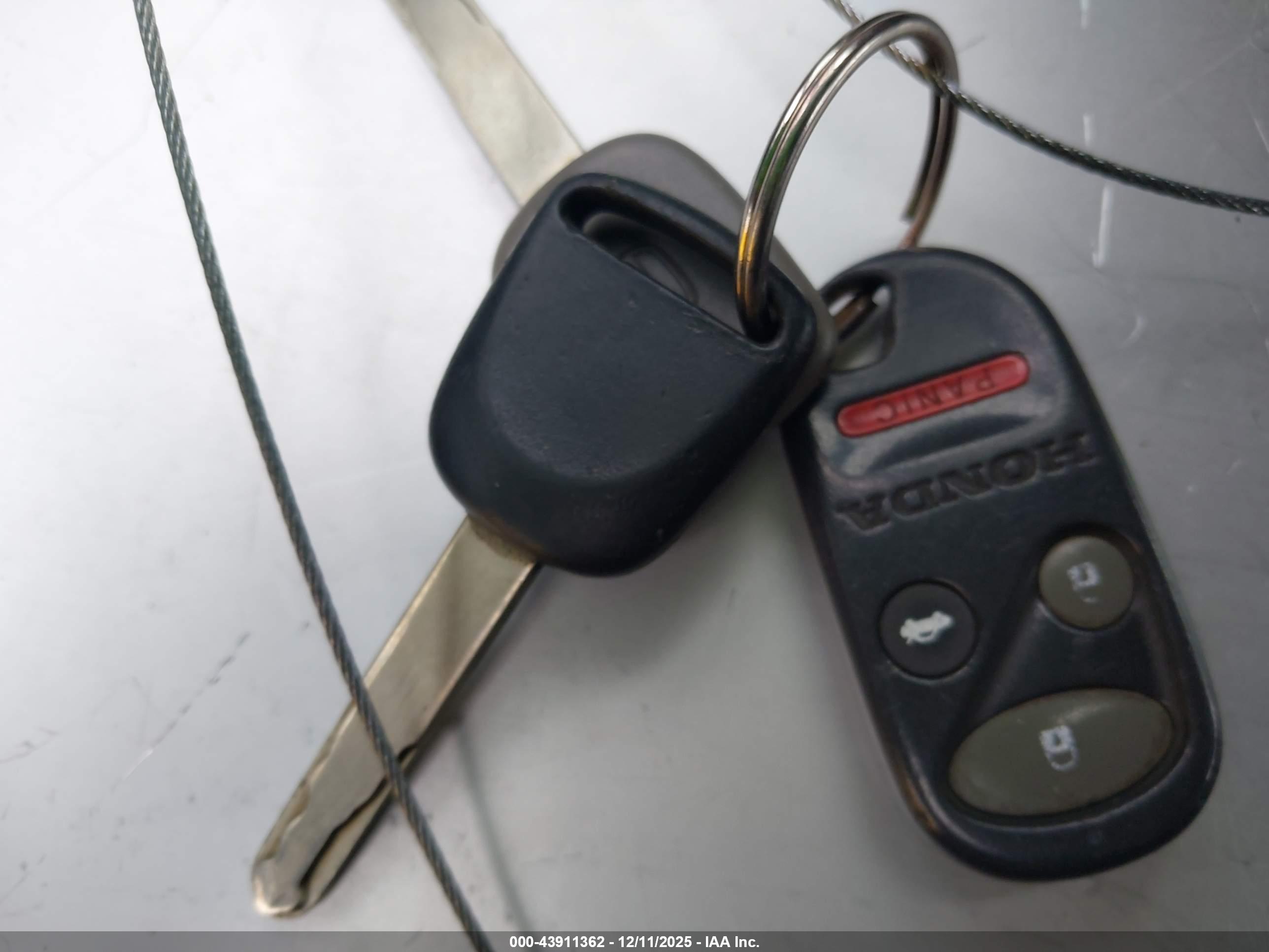 HONDA CR-V image 11