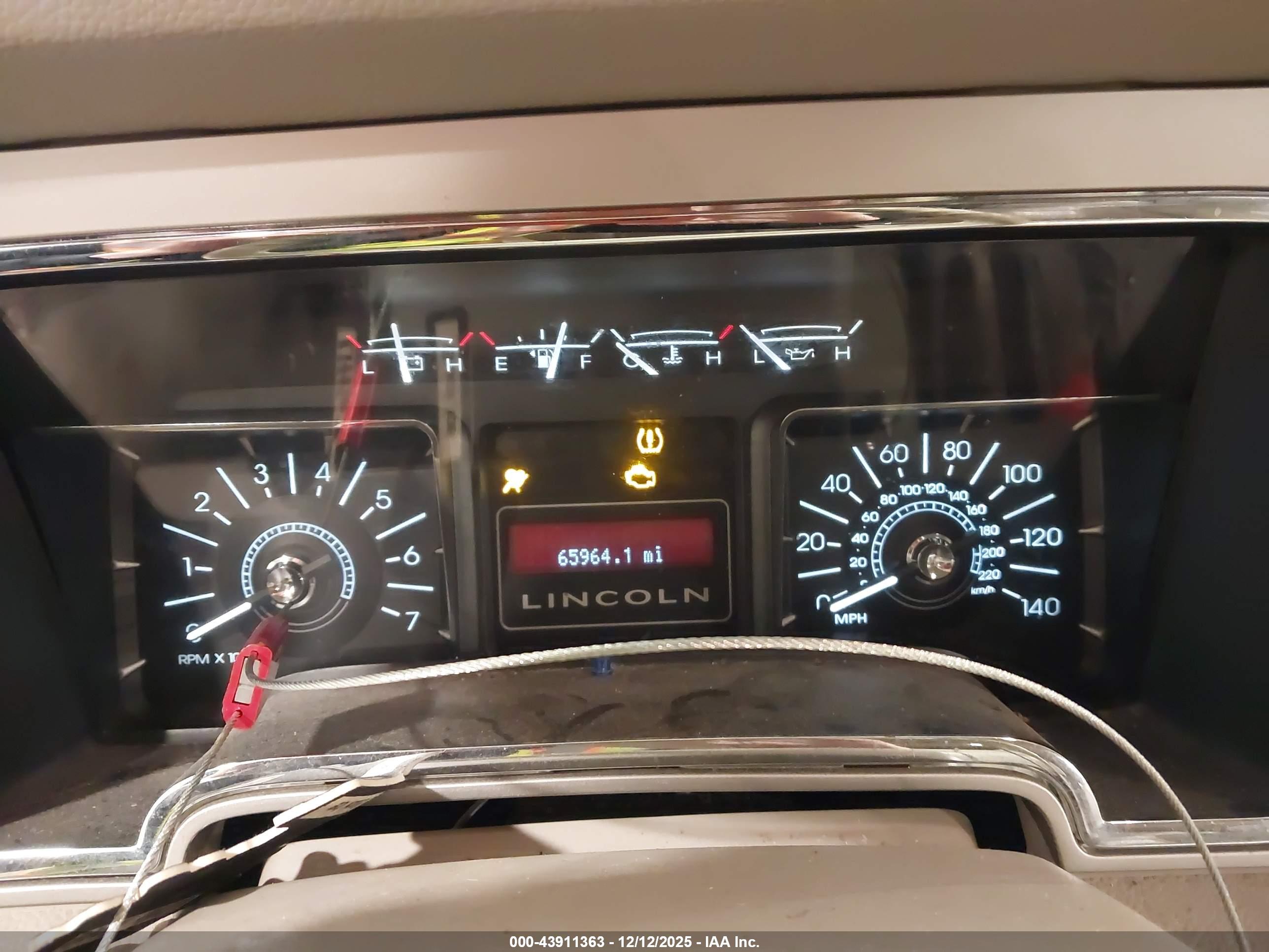 LINCOLN NAVIGATOR image 7