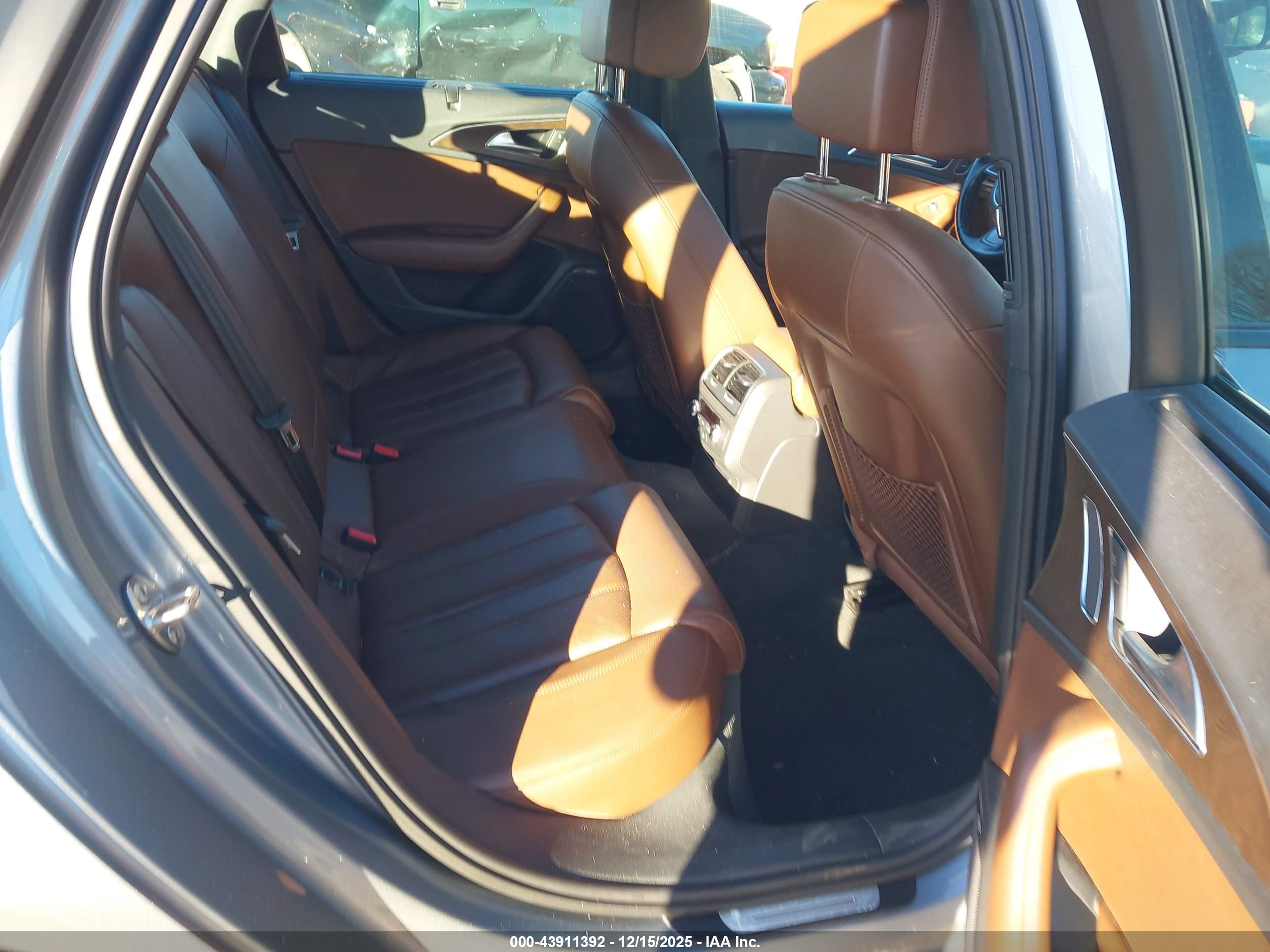 AUDI A6 image 8