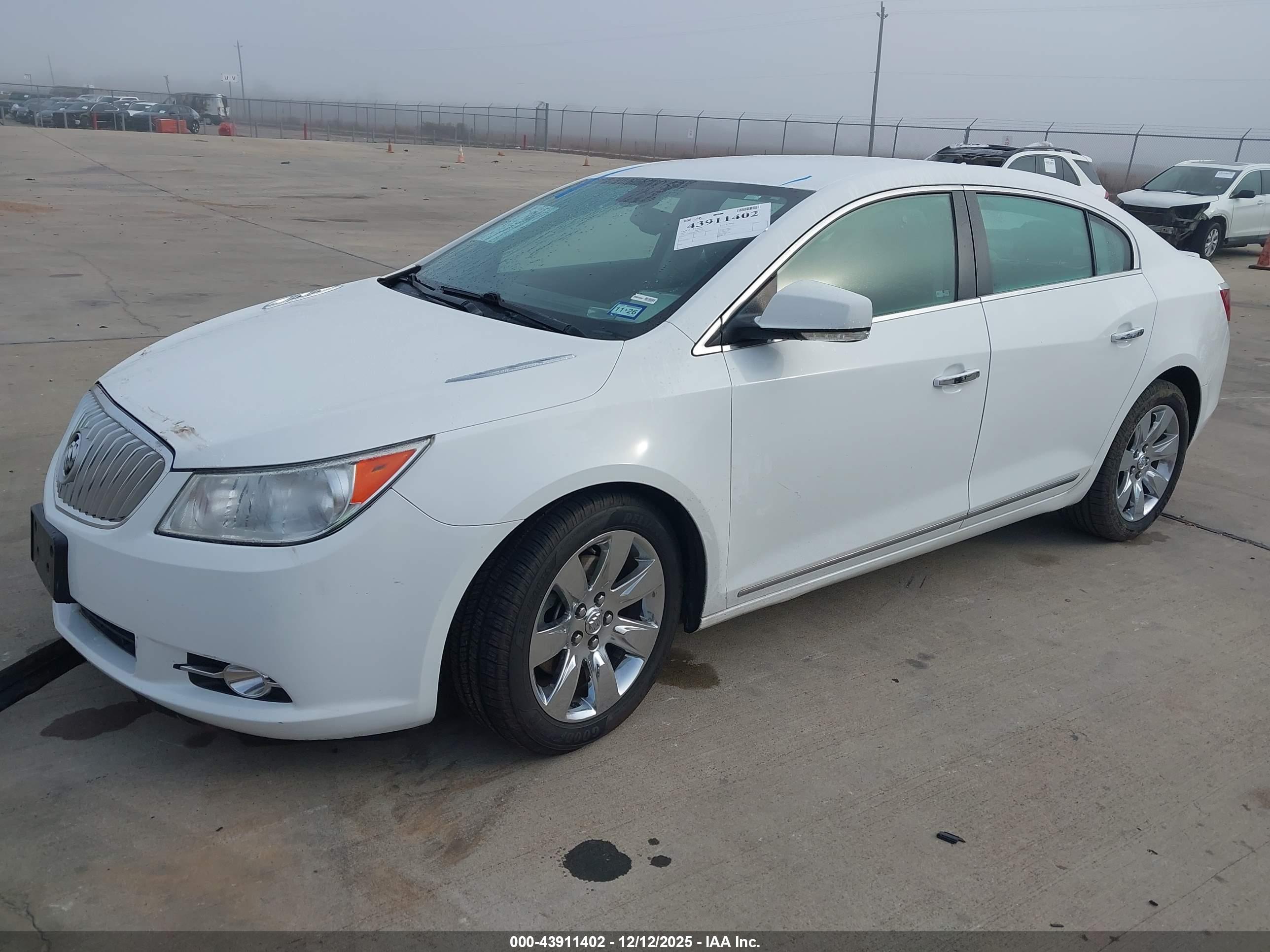 BUICK LACROSSE image 2