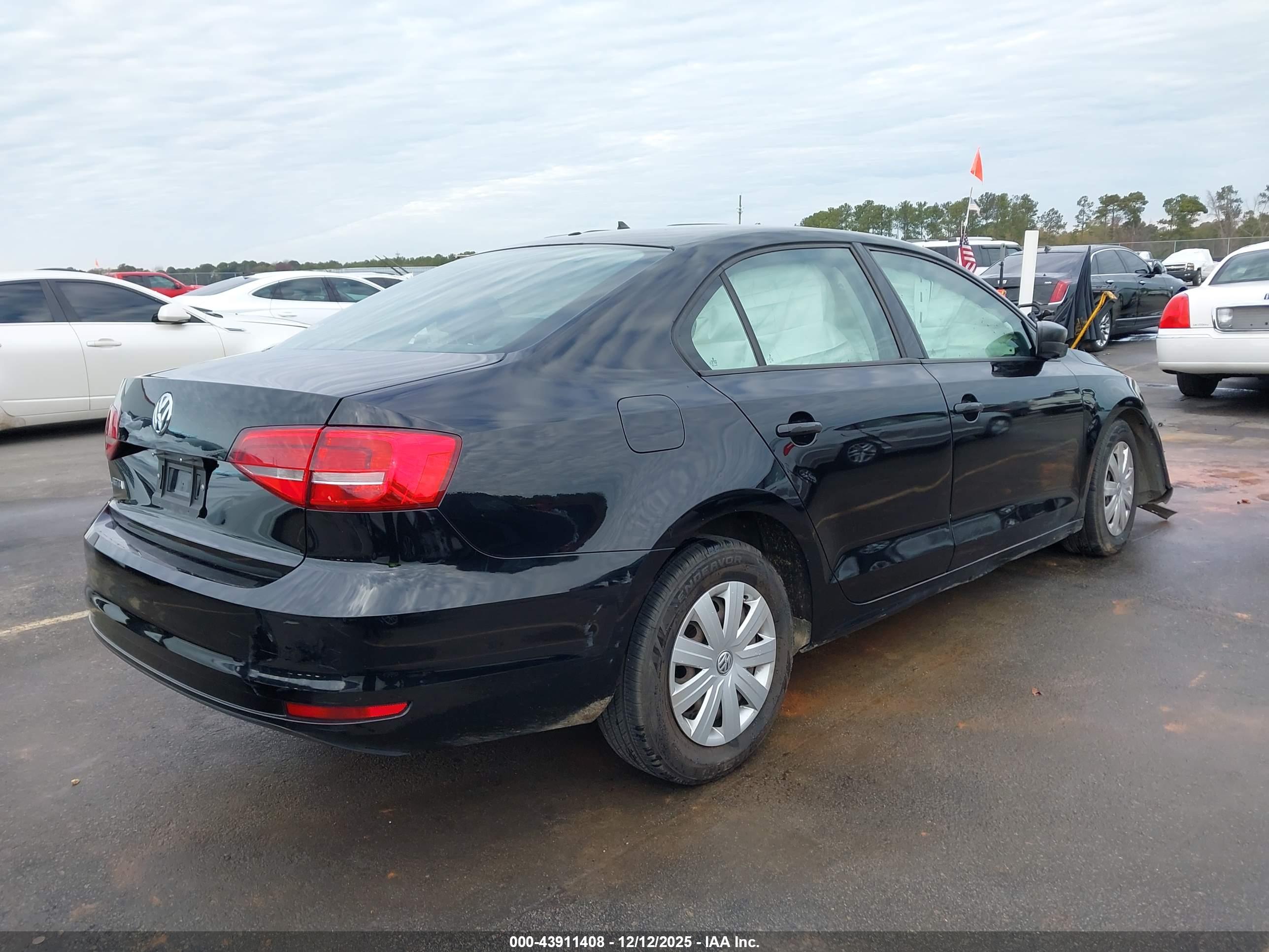 VOLKSWAGEN JETTA image 4