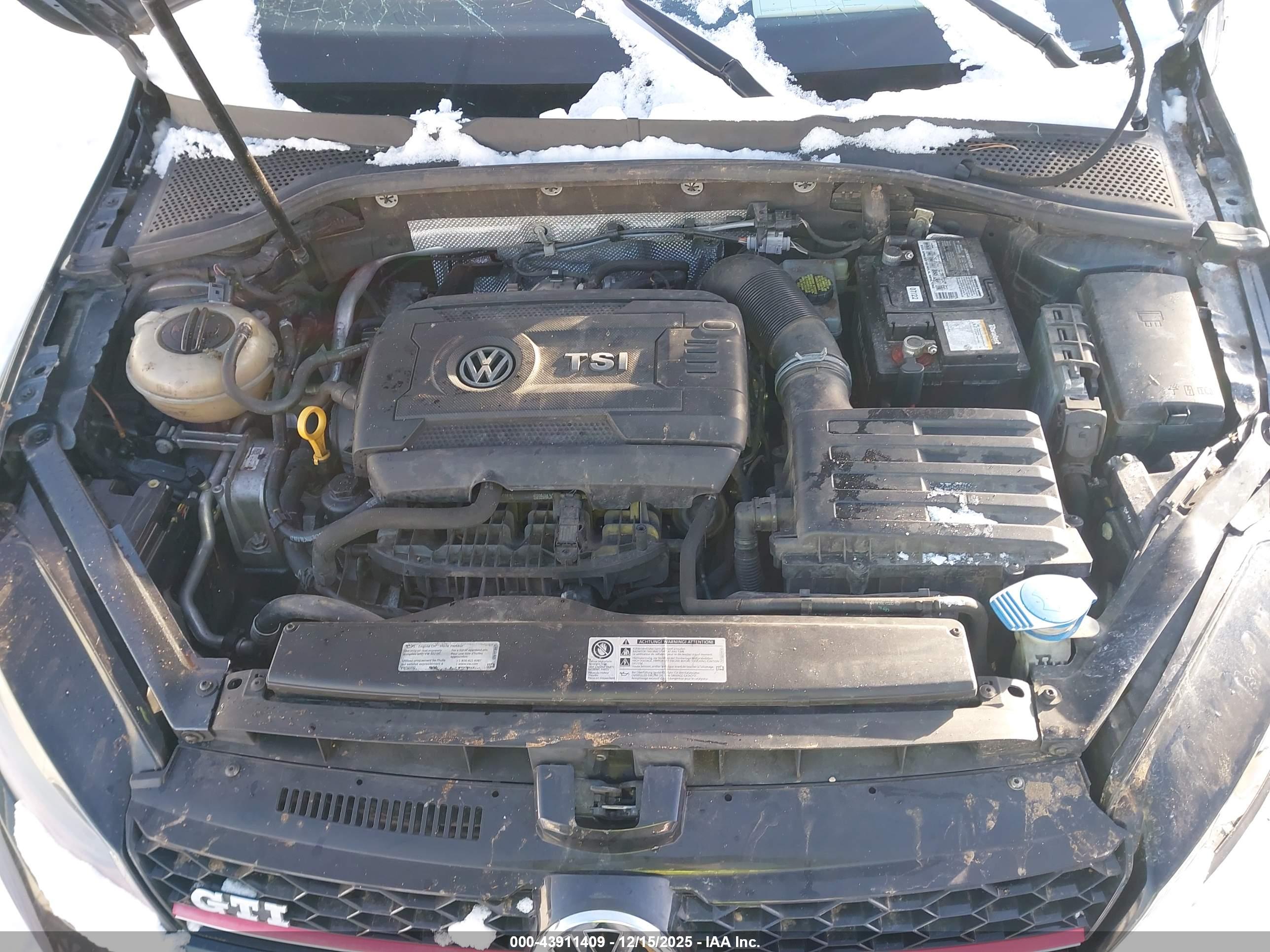 VOLKSWAGEN GOLF image 10