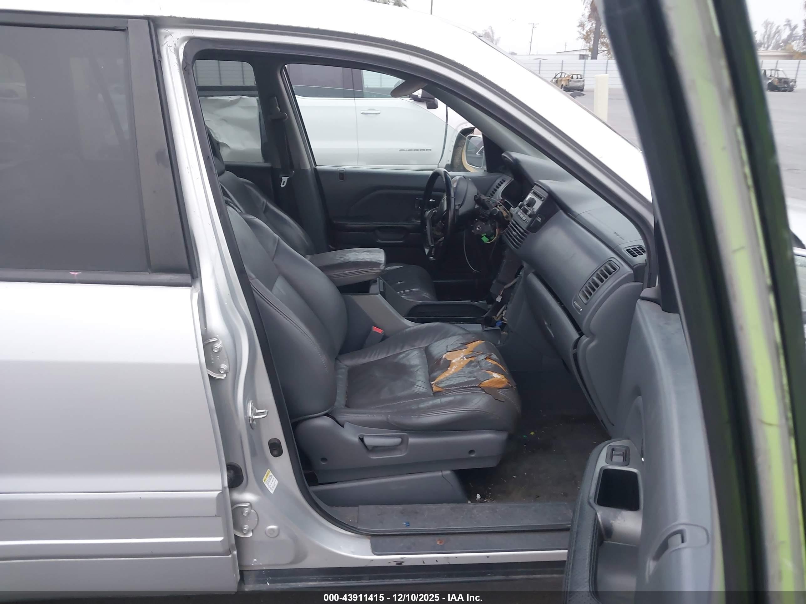 HONDA PILOT image 5
