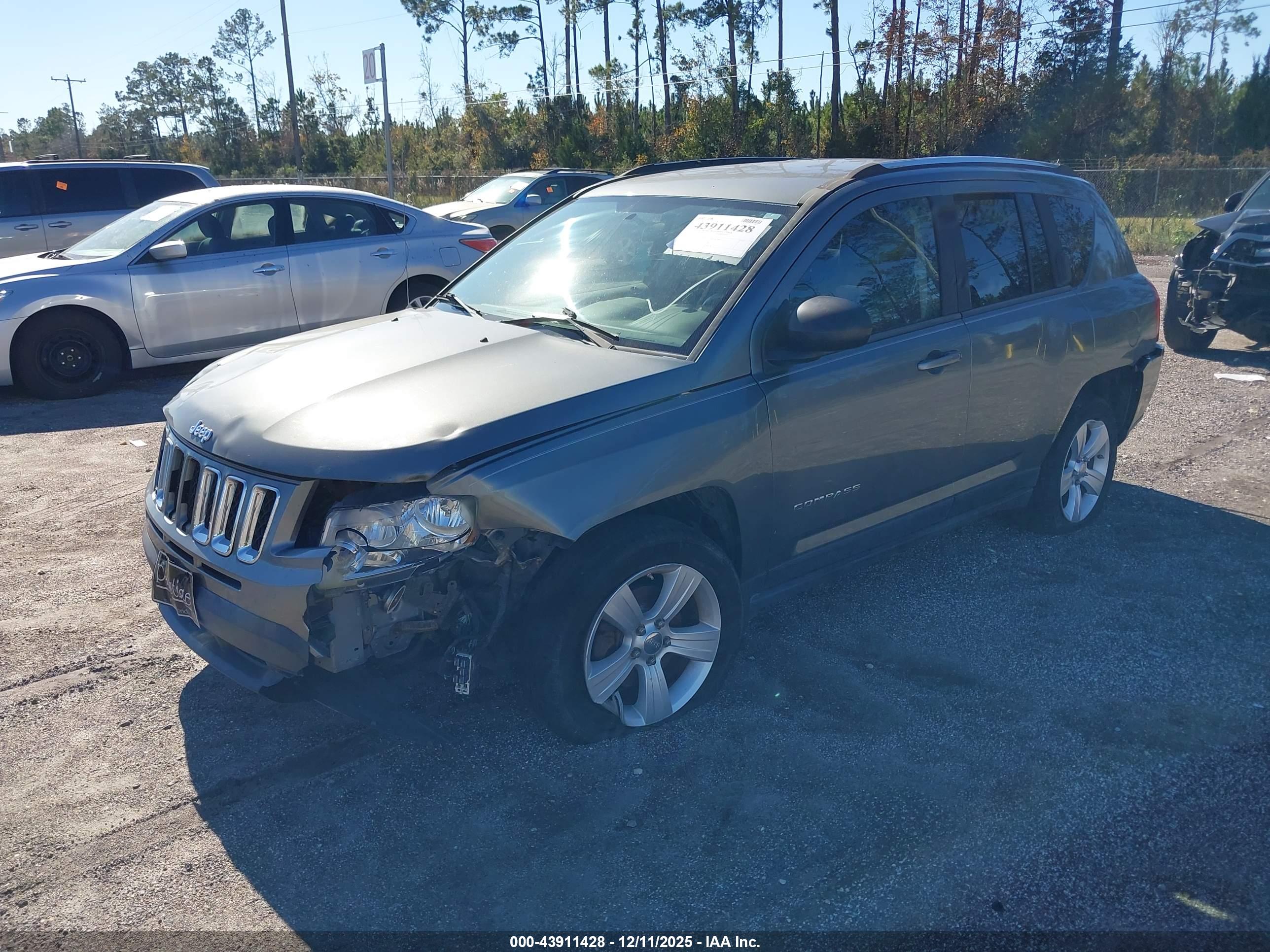 JEEP COMPASS image 2