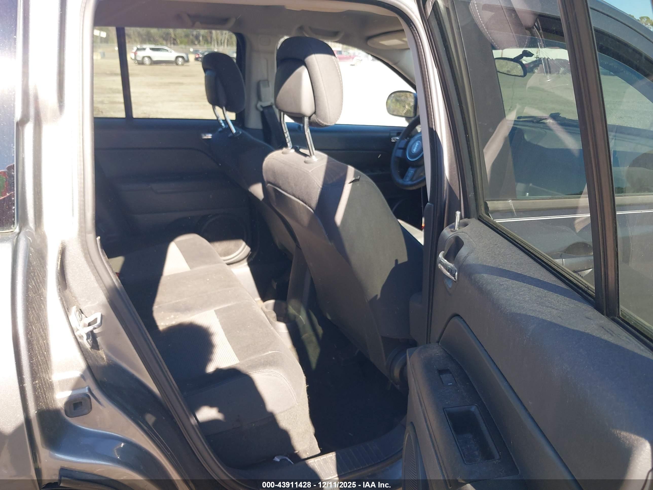 JEEP COMPASS image 8