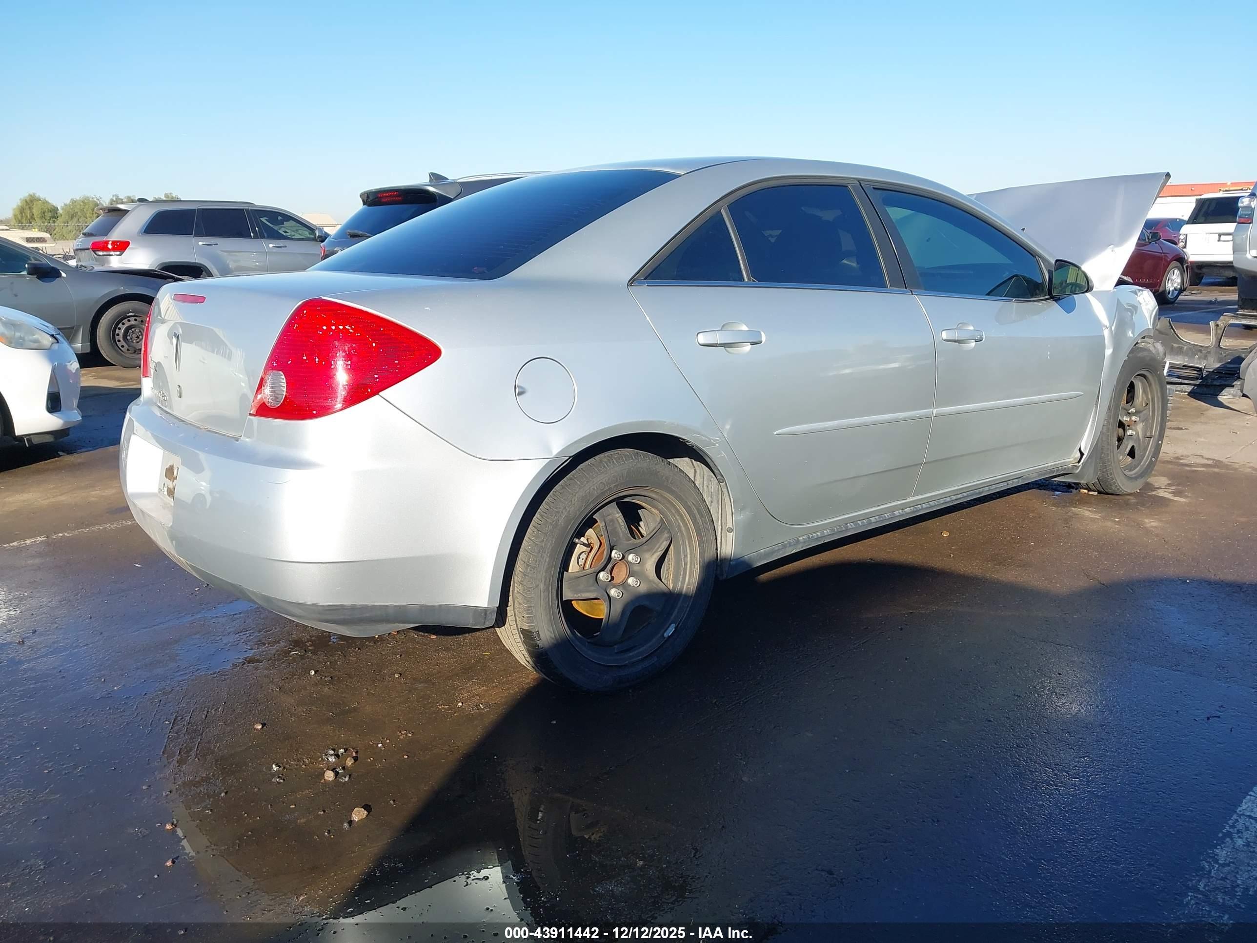 PONTIAC G6 image 4