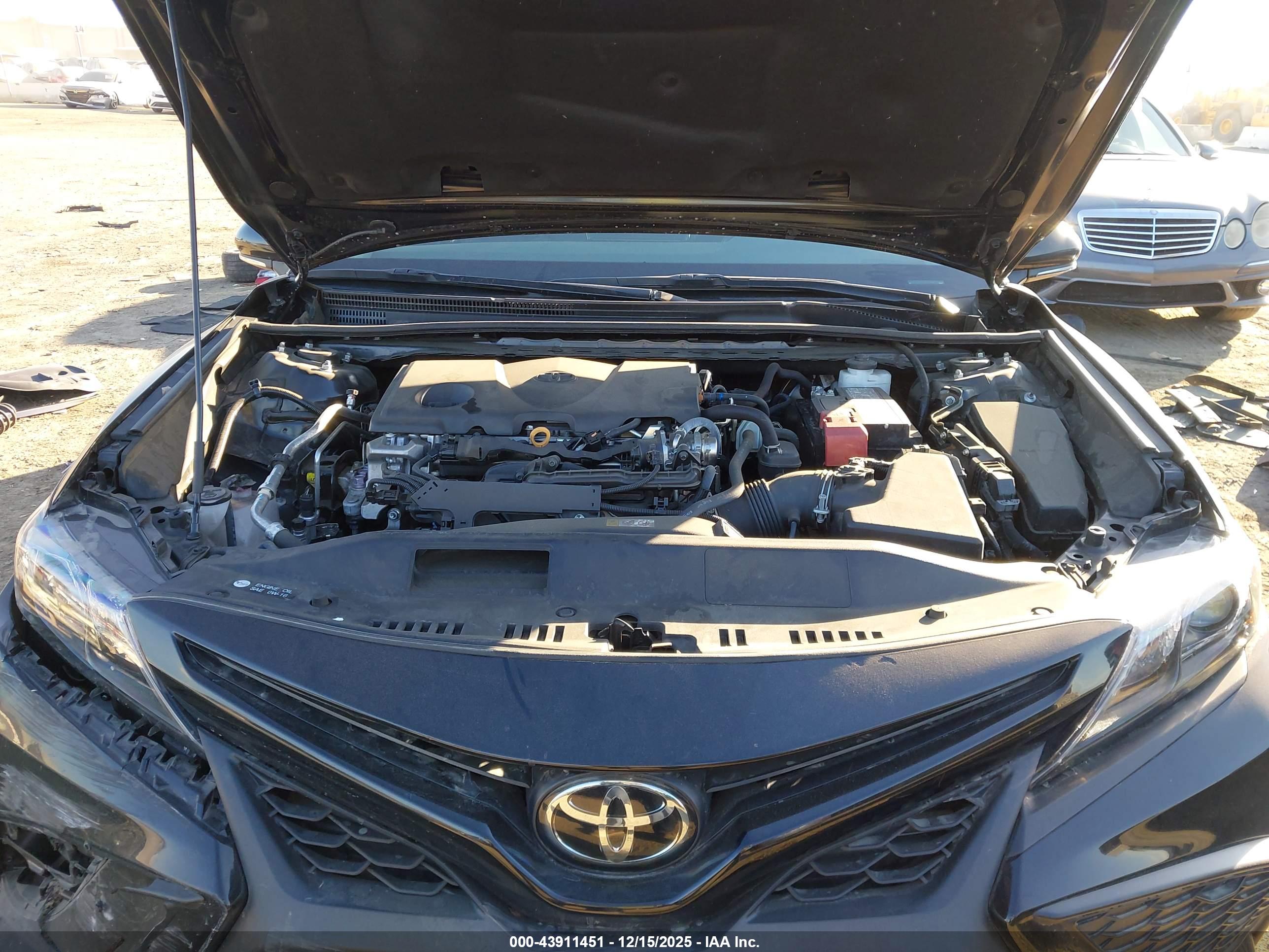 TOYOTA CAMRY image 10