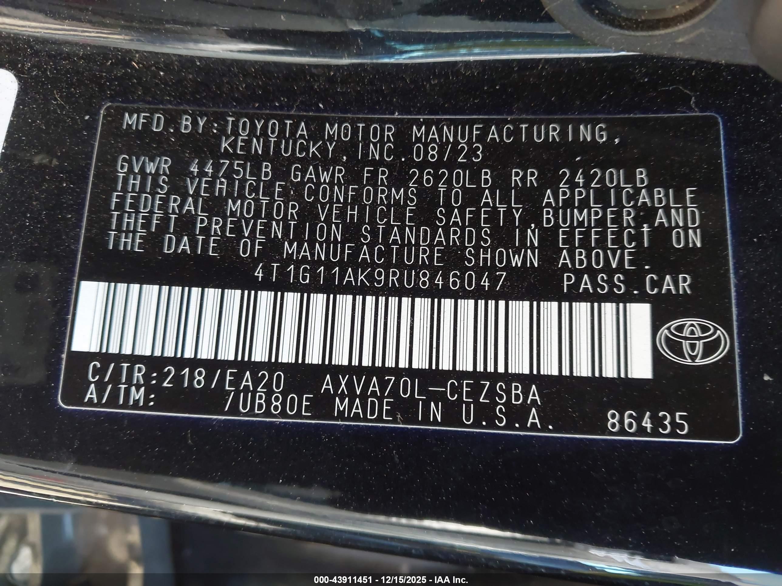 TOYOTA CAMRY image 9