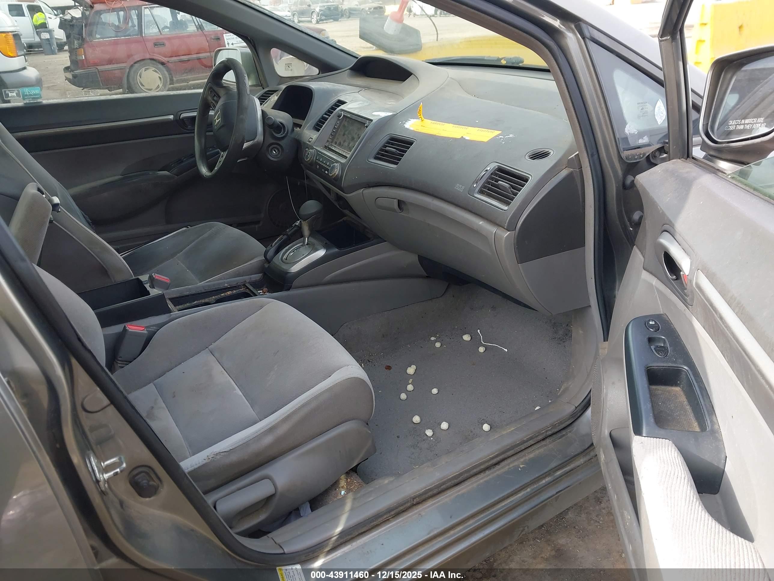 HONDA CIVIC image 5
