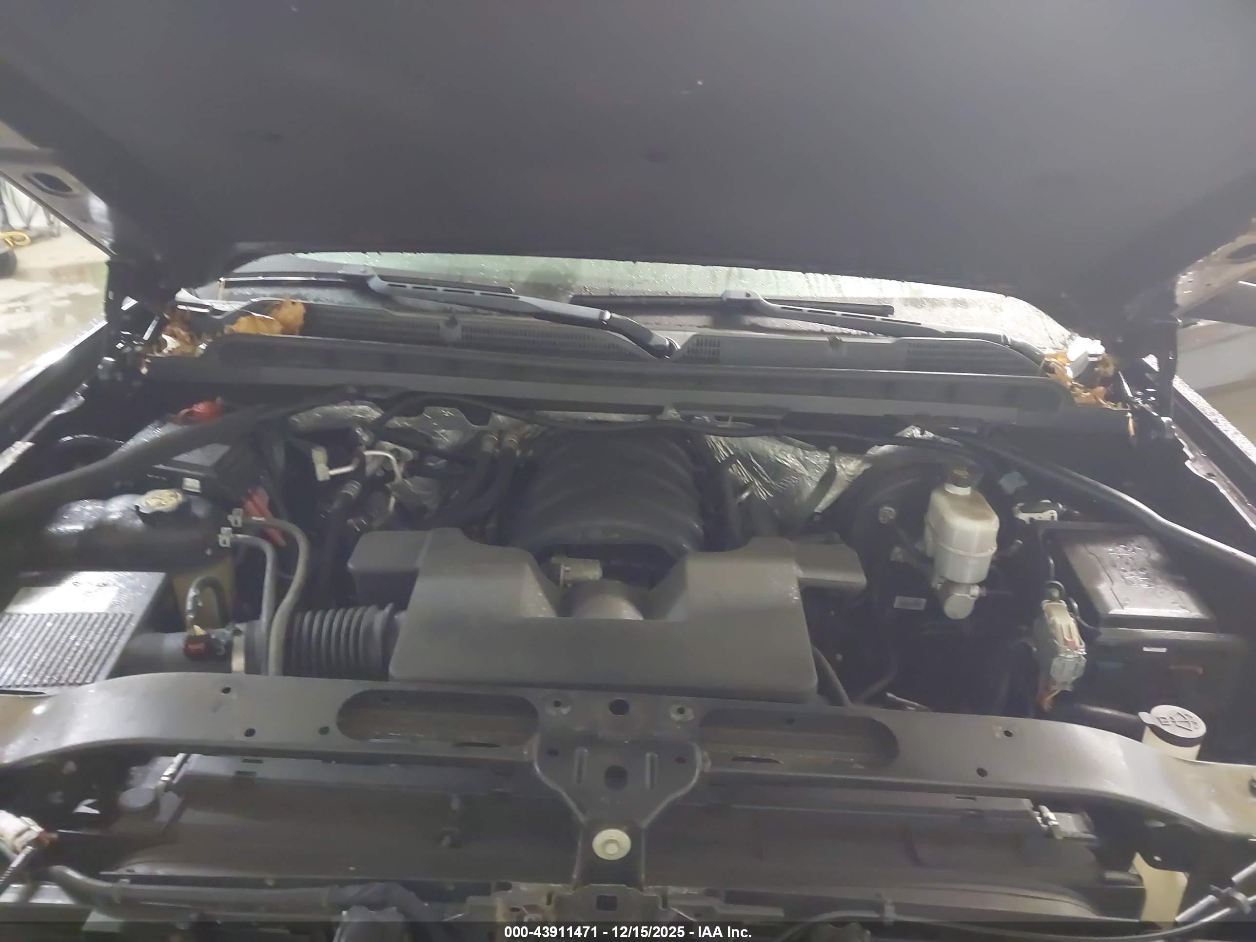 CHEVROLET SILVERADO image 10
