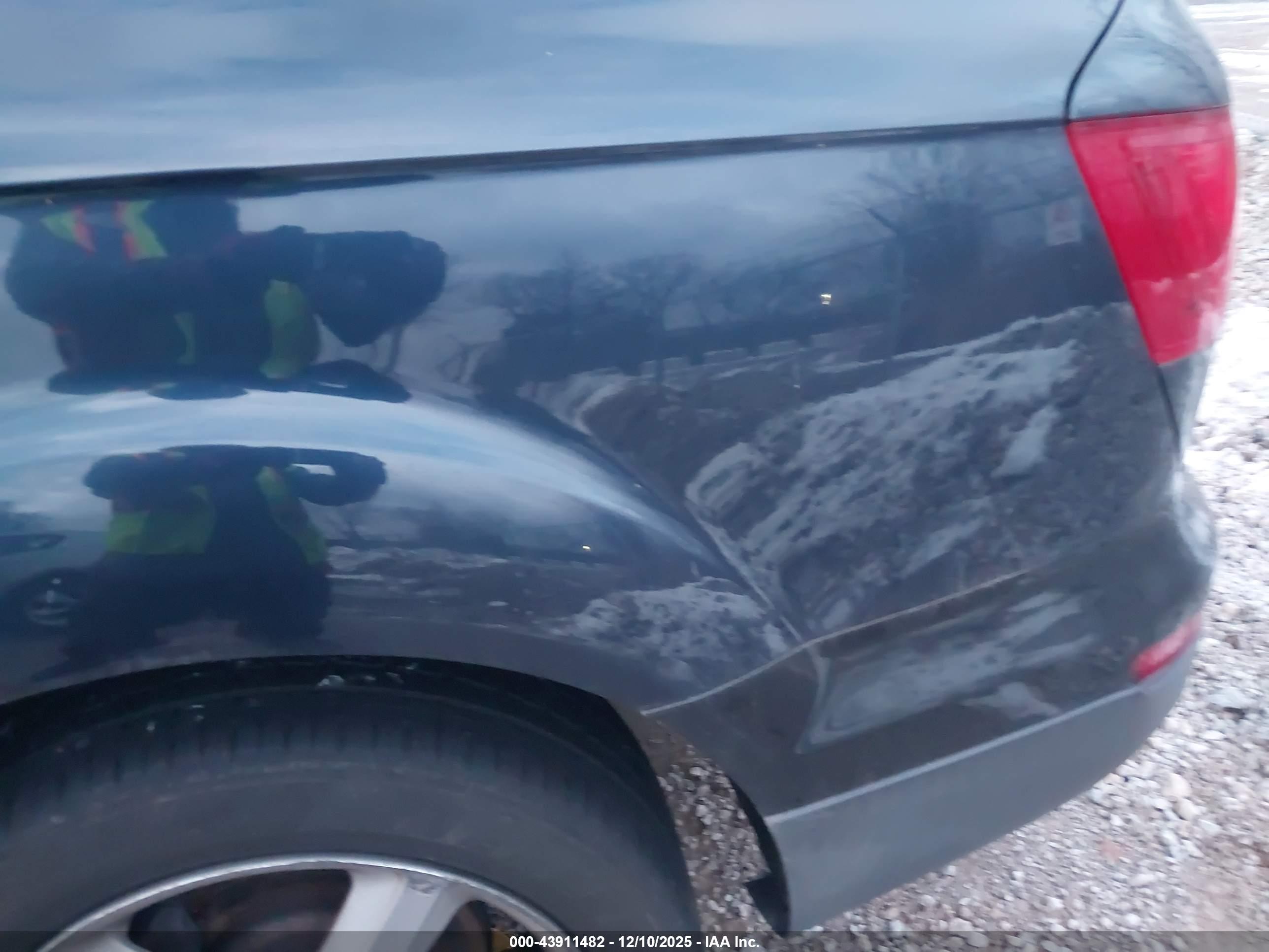 AUDI Q7 image 6