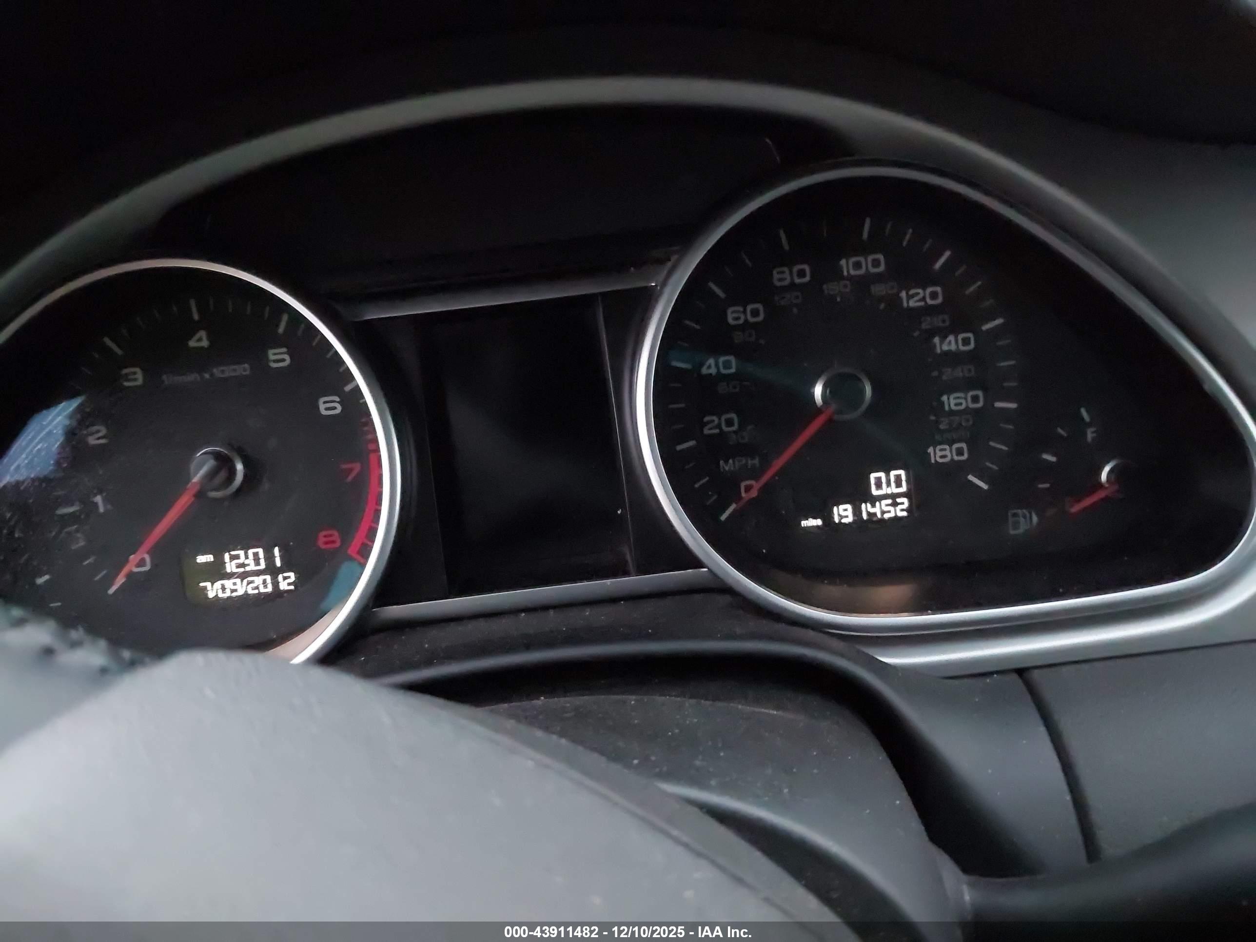 AUDI Q7 image 7