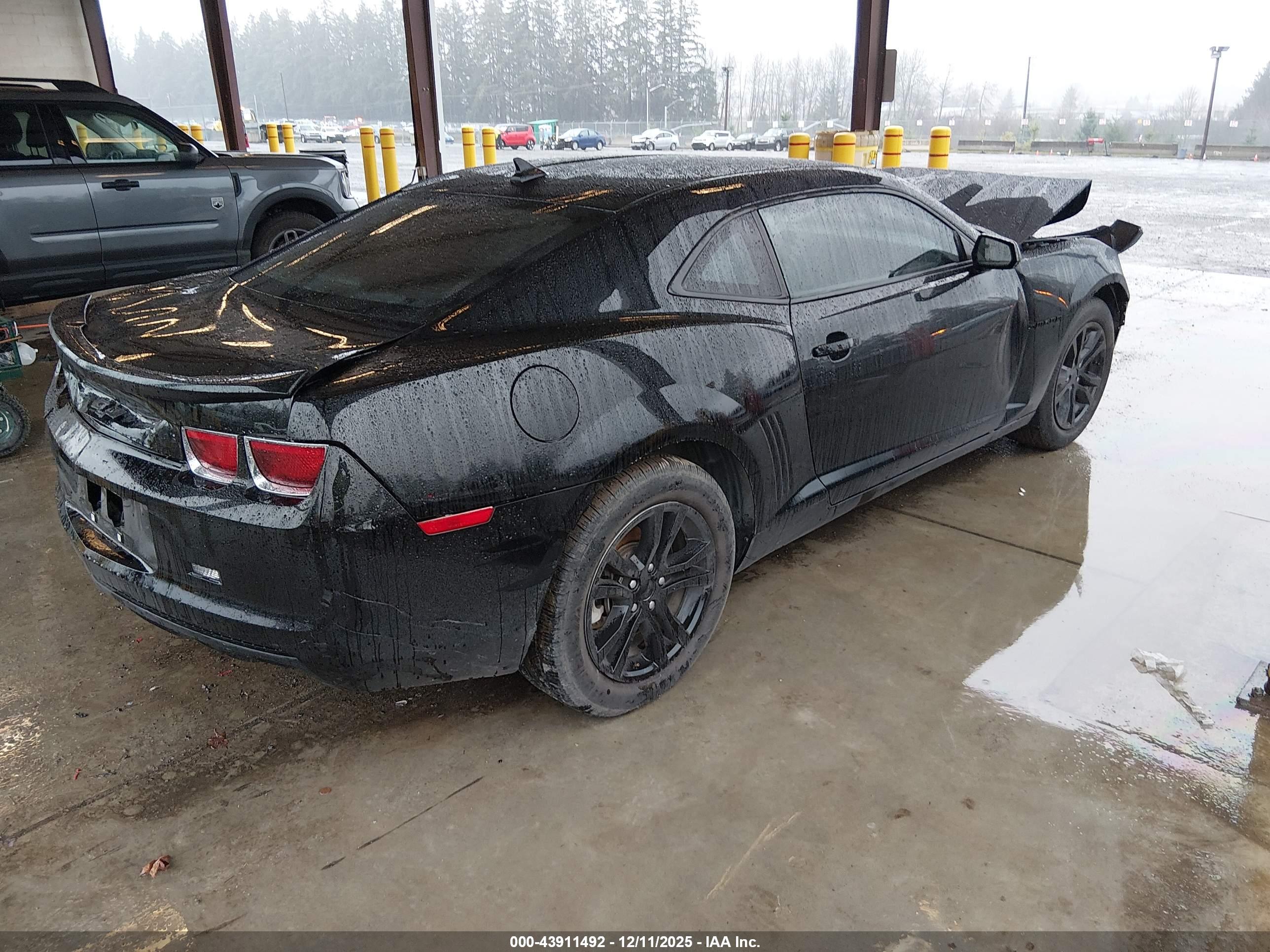 CHEVROLET CAMARO image 4