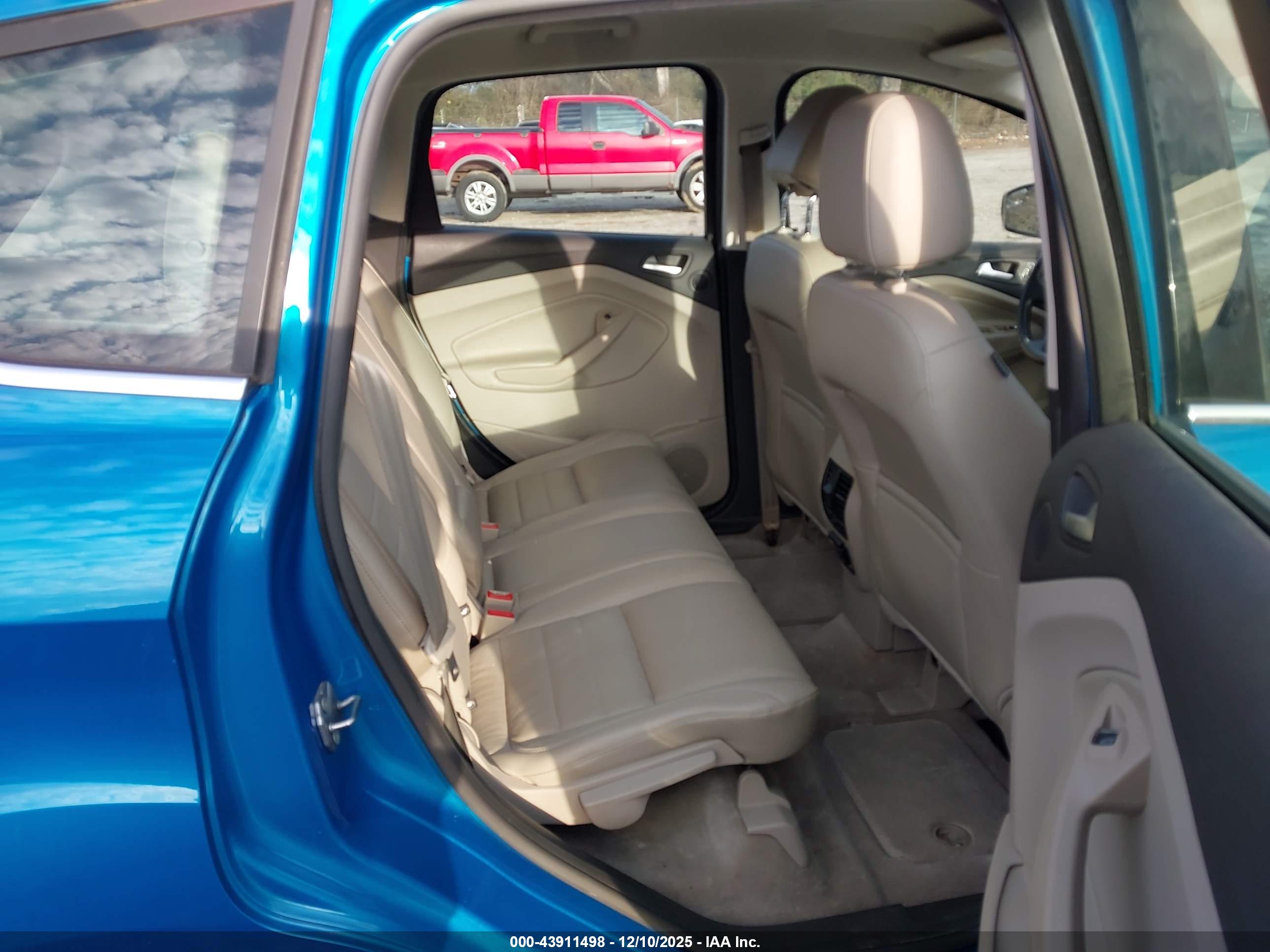FORD C-MAX image 8