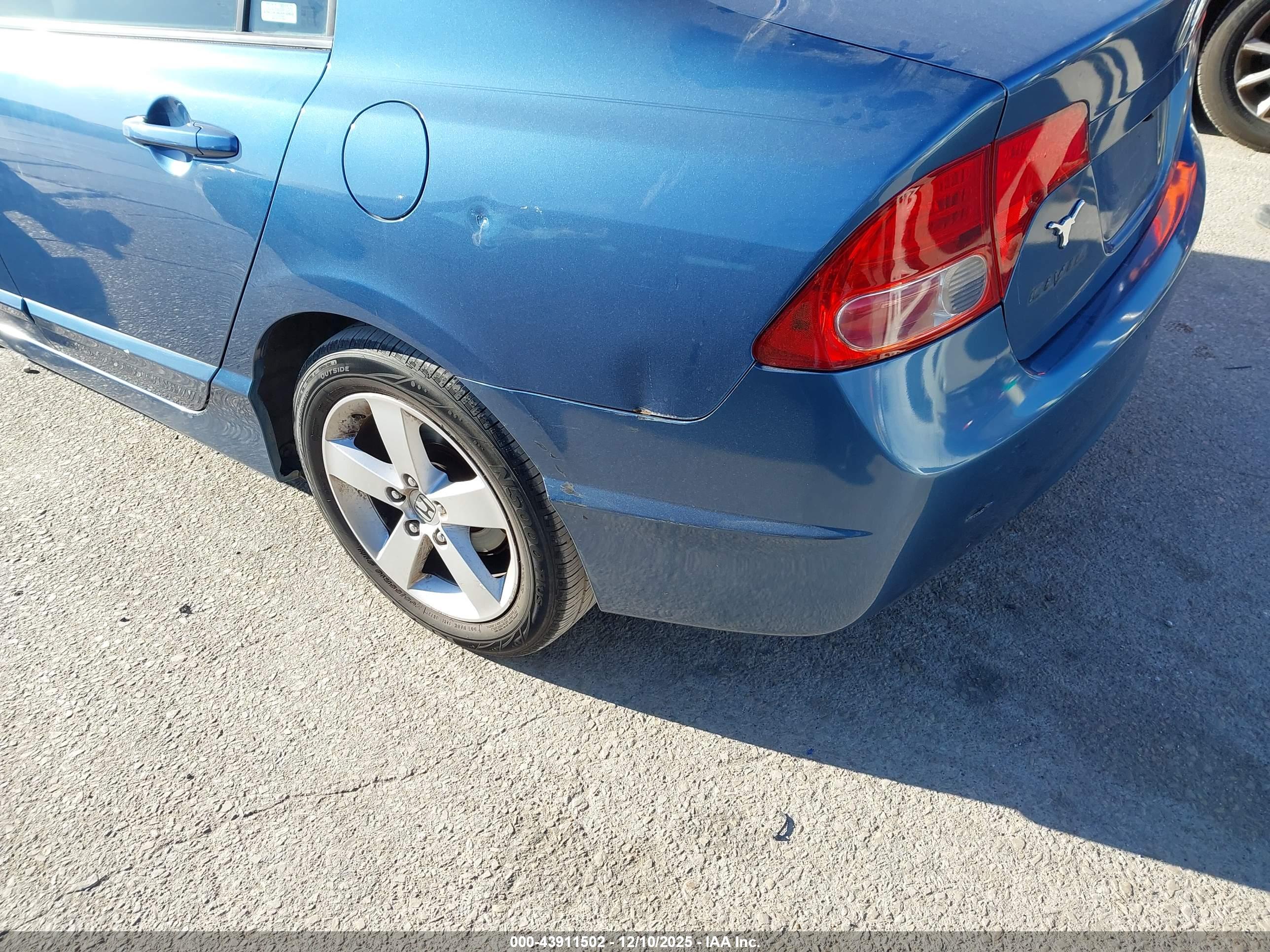 HONDA CIVIC image 6