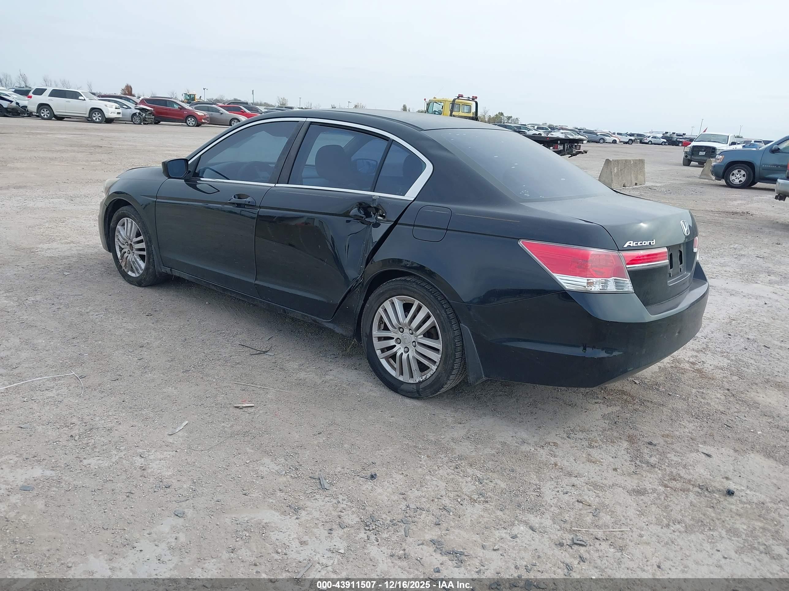 HONDA ACCORD image 3