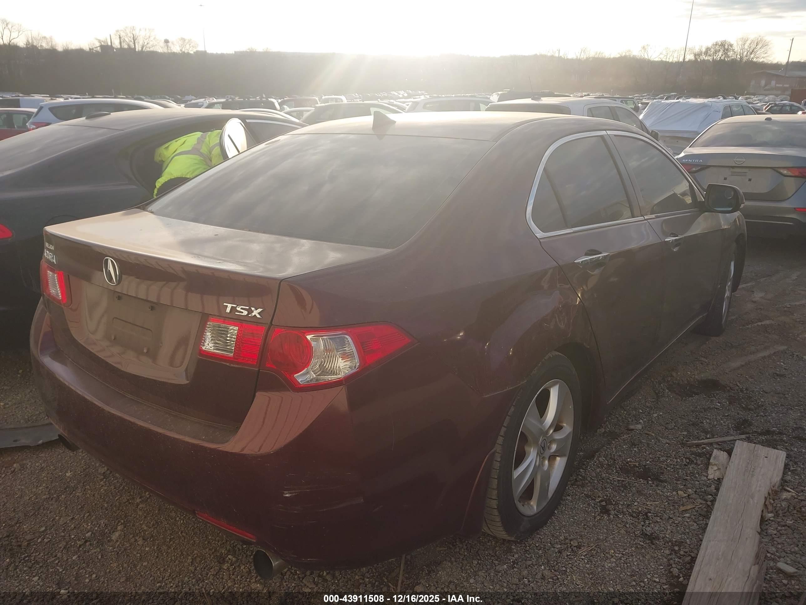 ACURA TSX image 4