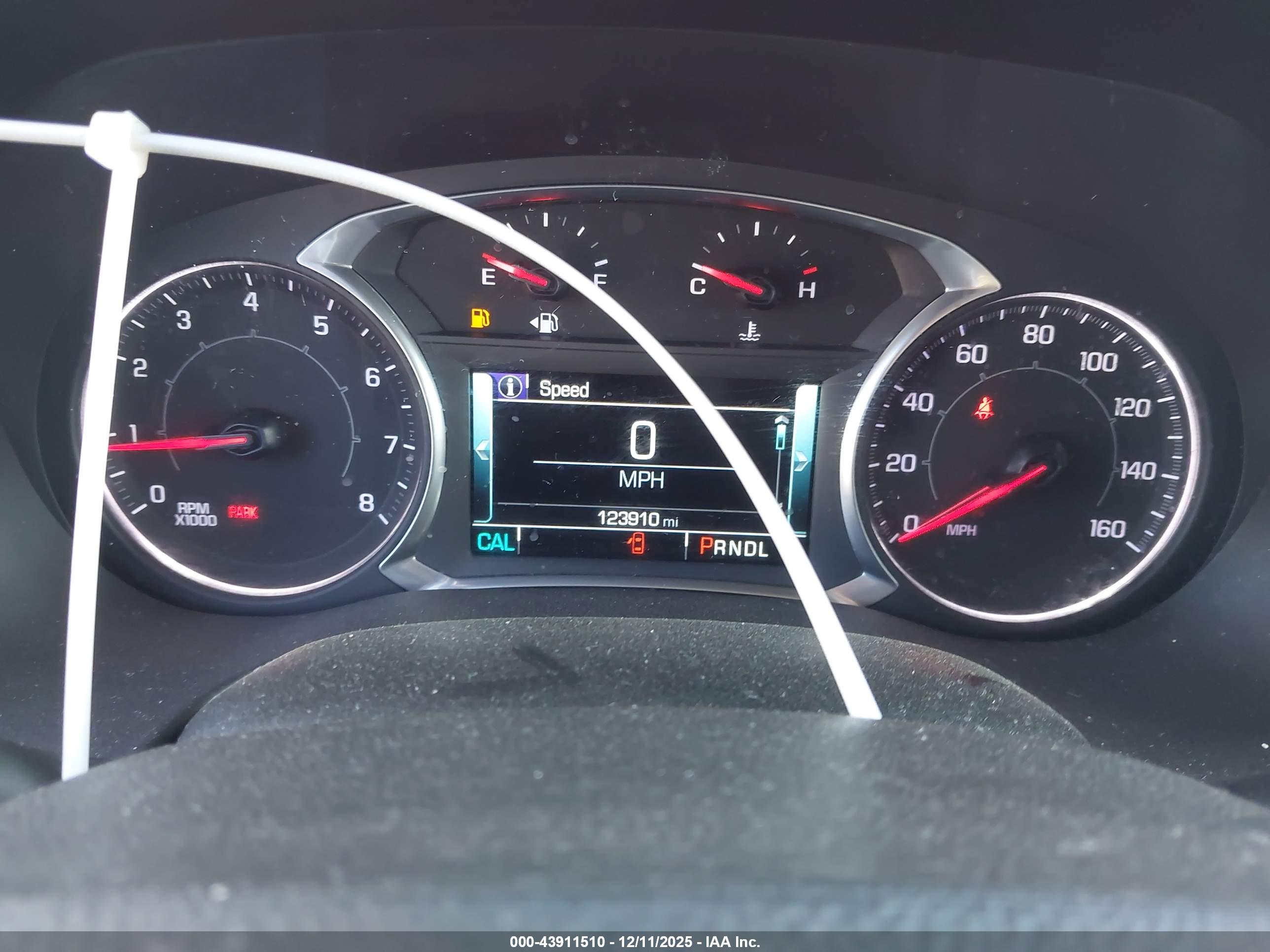 GMC ACADIA image 7