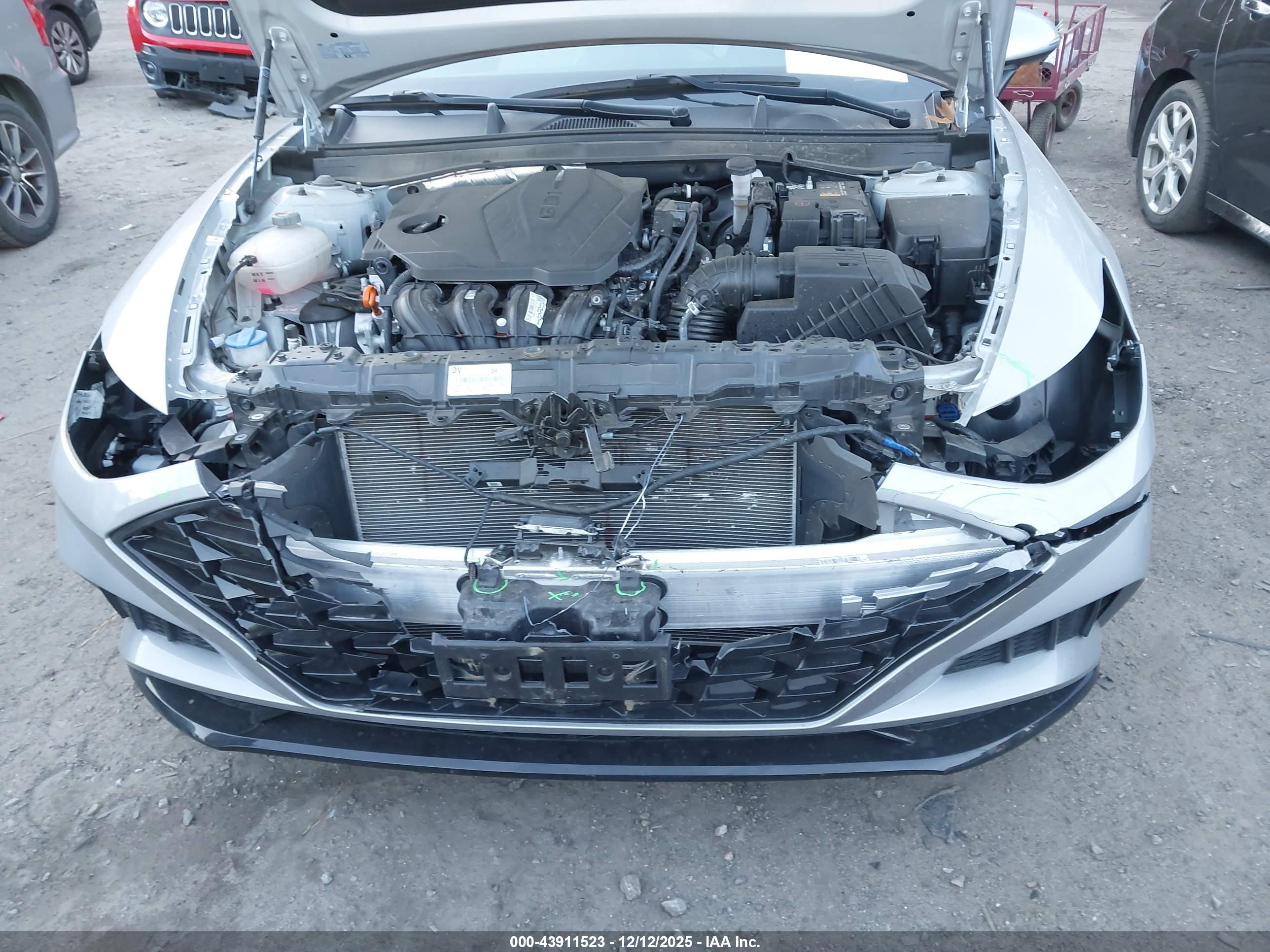 HYUNDAI SONATA image 6