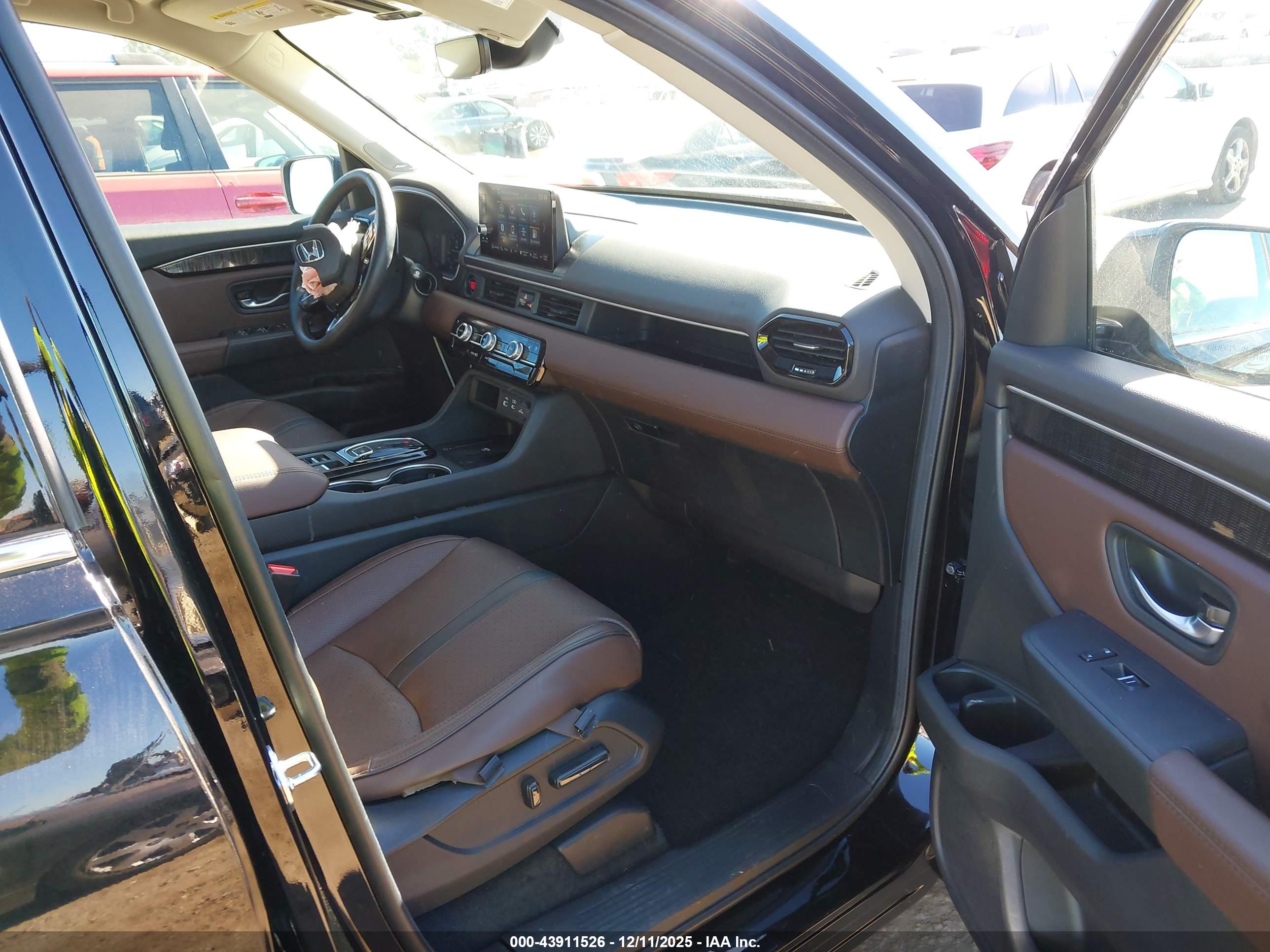 HONDA PILOT image 5
