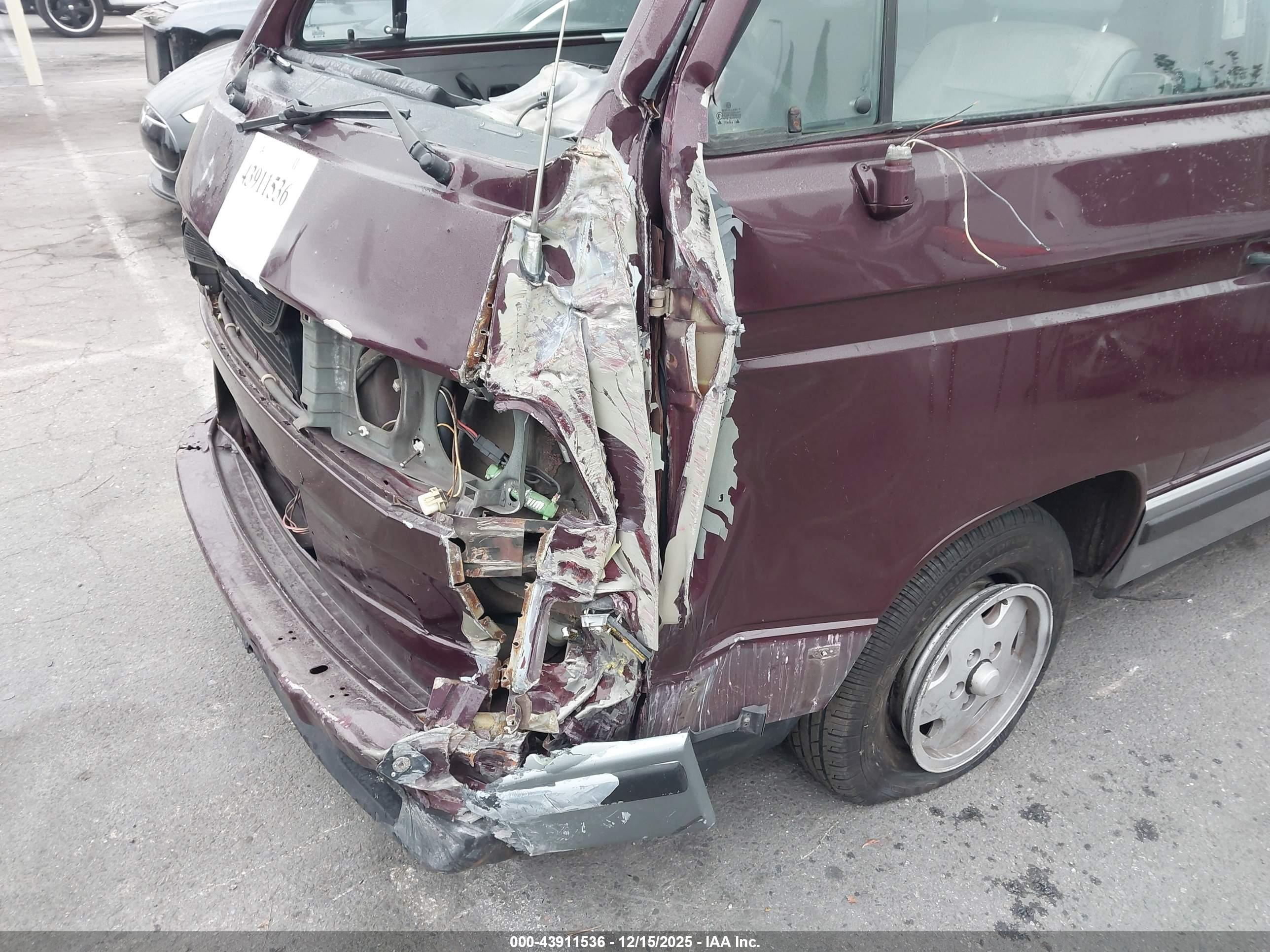 VOLKSWAGEN VANAGON image 6