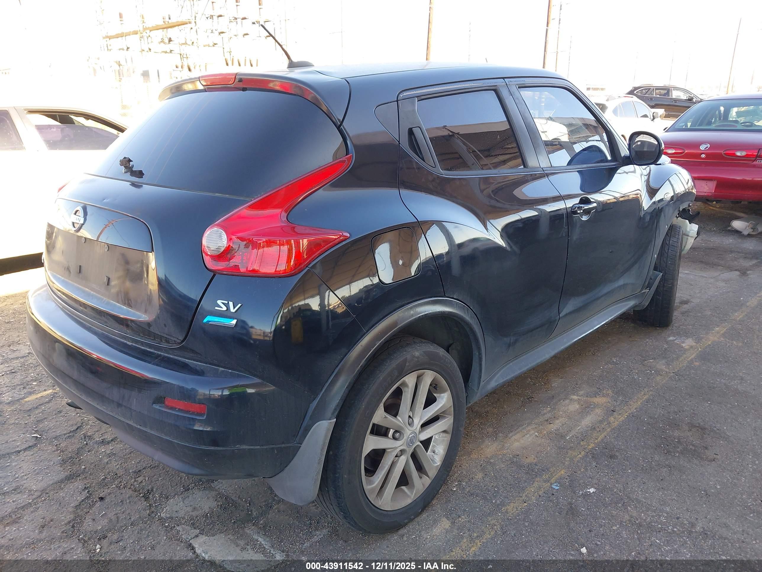 NISSAN JUKE image 4