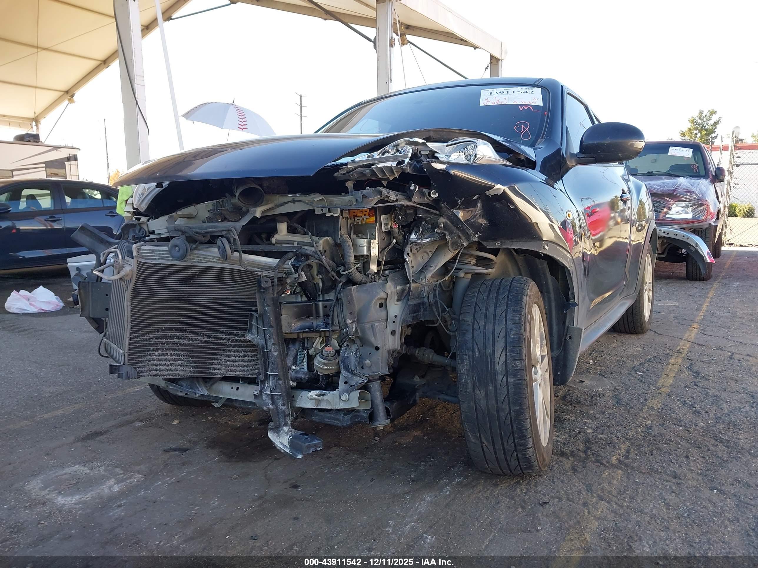 NISSAN JUKE image 6