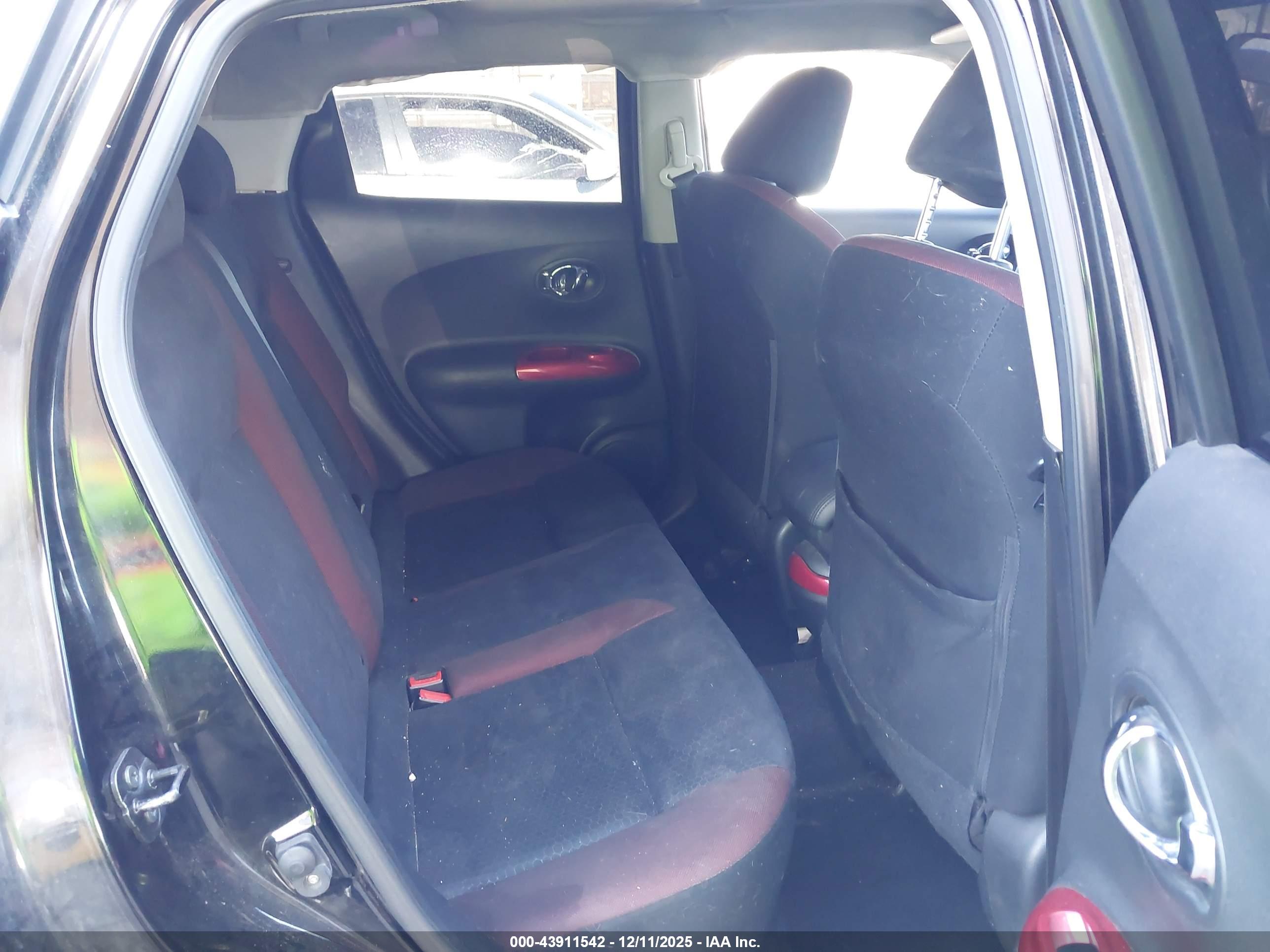 NISSAN JUKE image 8