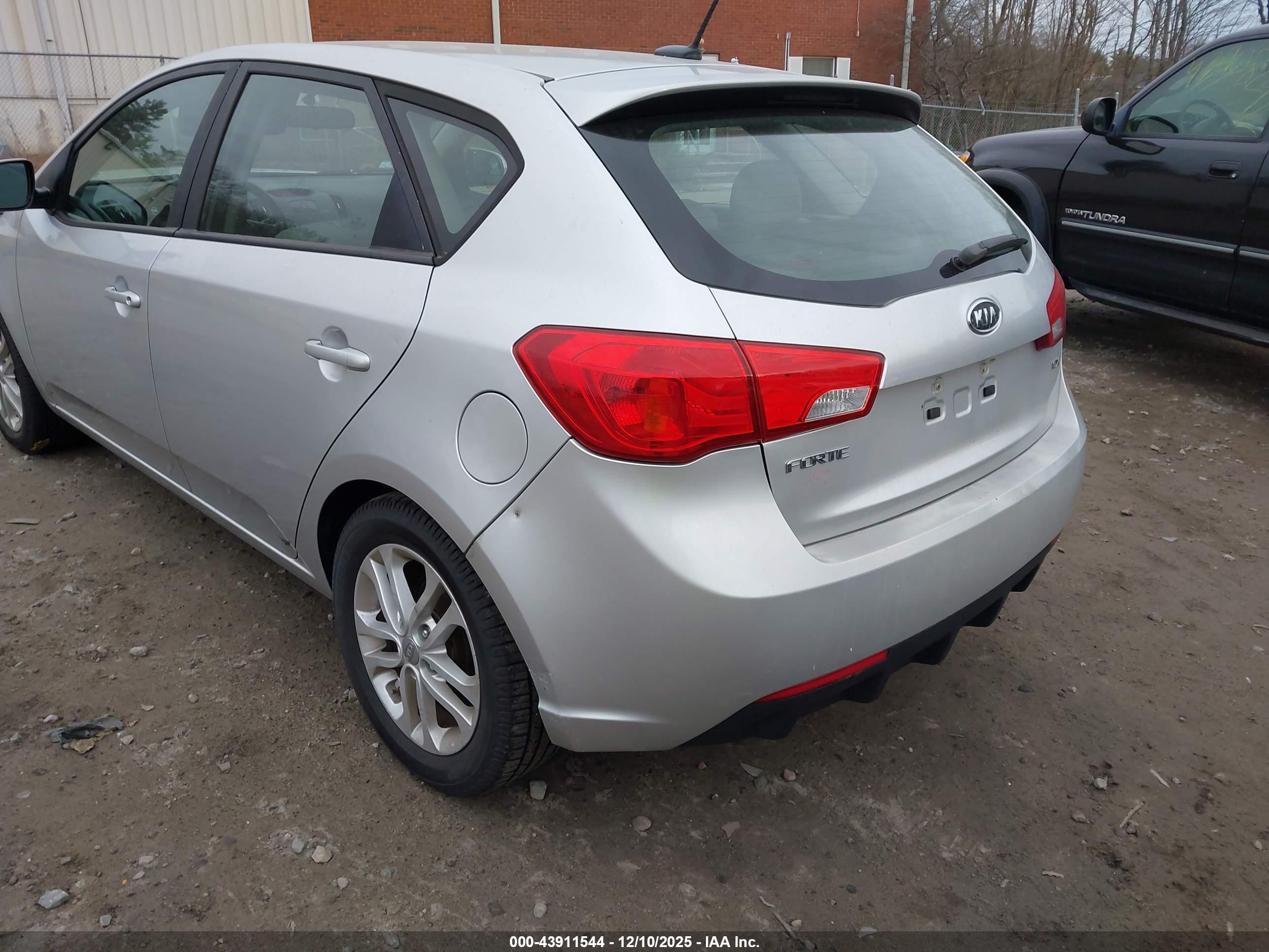 KIA FORTE image 3
