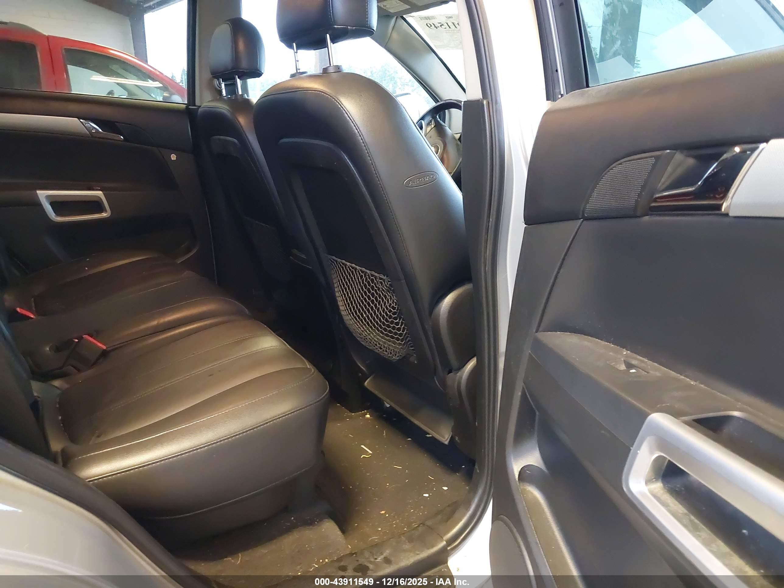 CHEVROLET CAPTIVA image 8