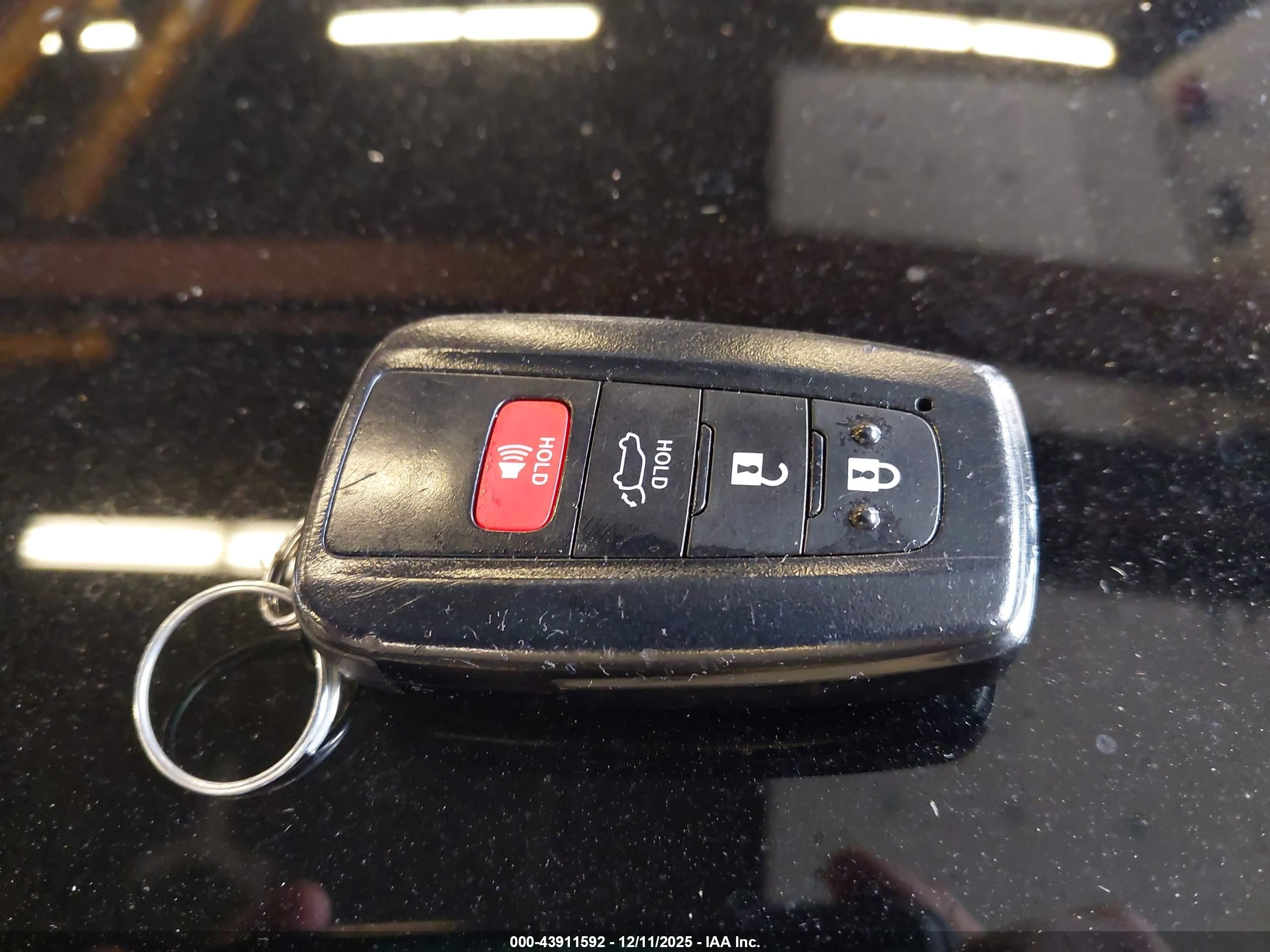 TOYOTA HIGHLANDER image 11