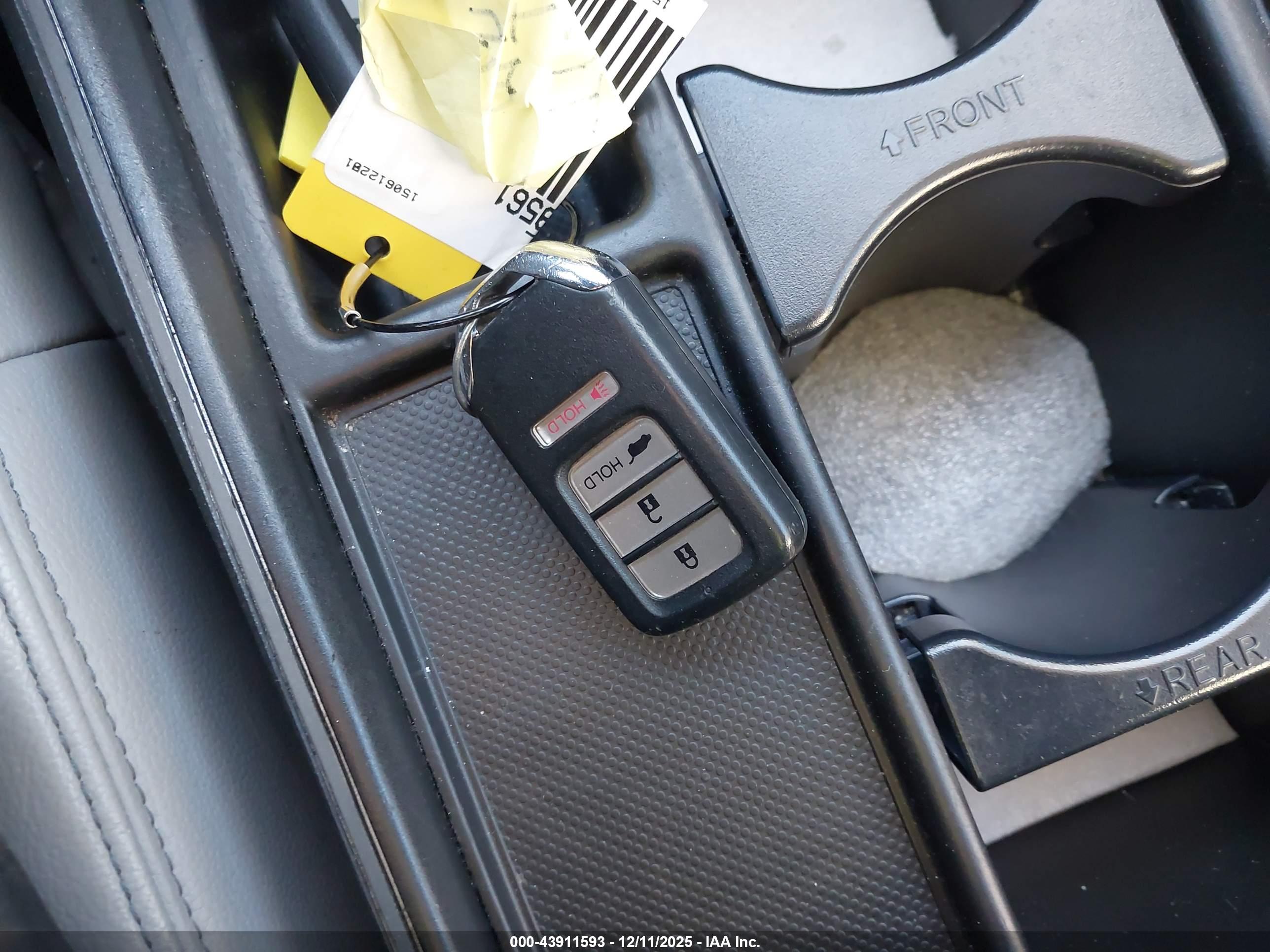 HONDA CR-V image 11