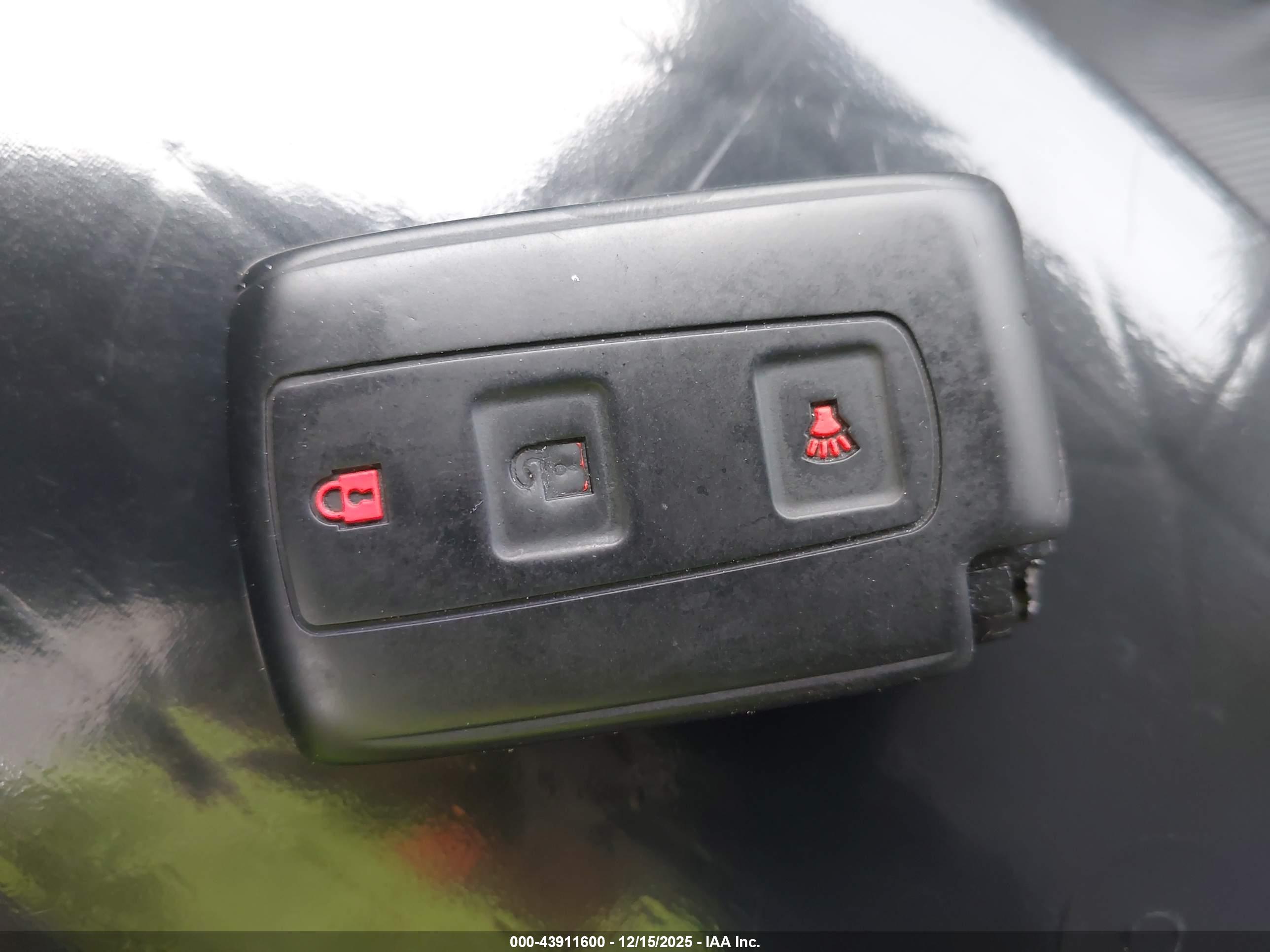 TOYOTA PRIUS image 11