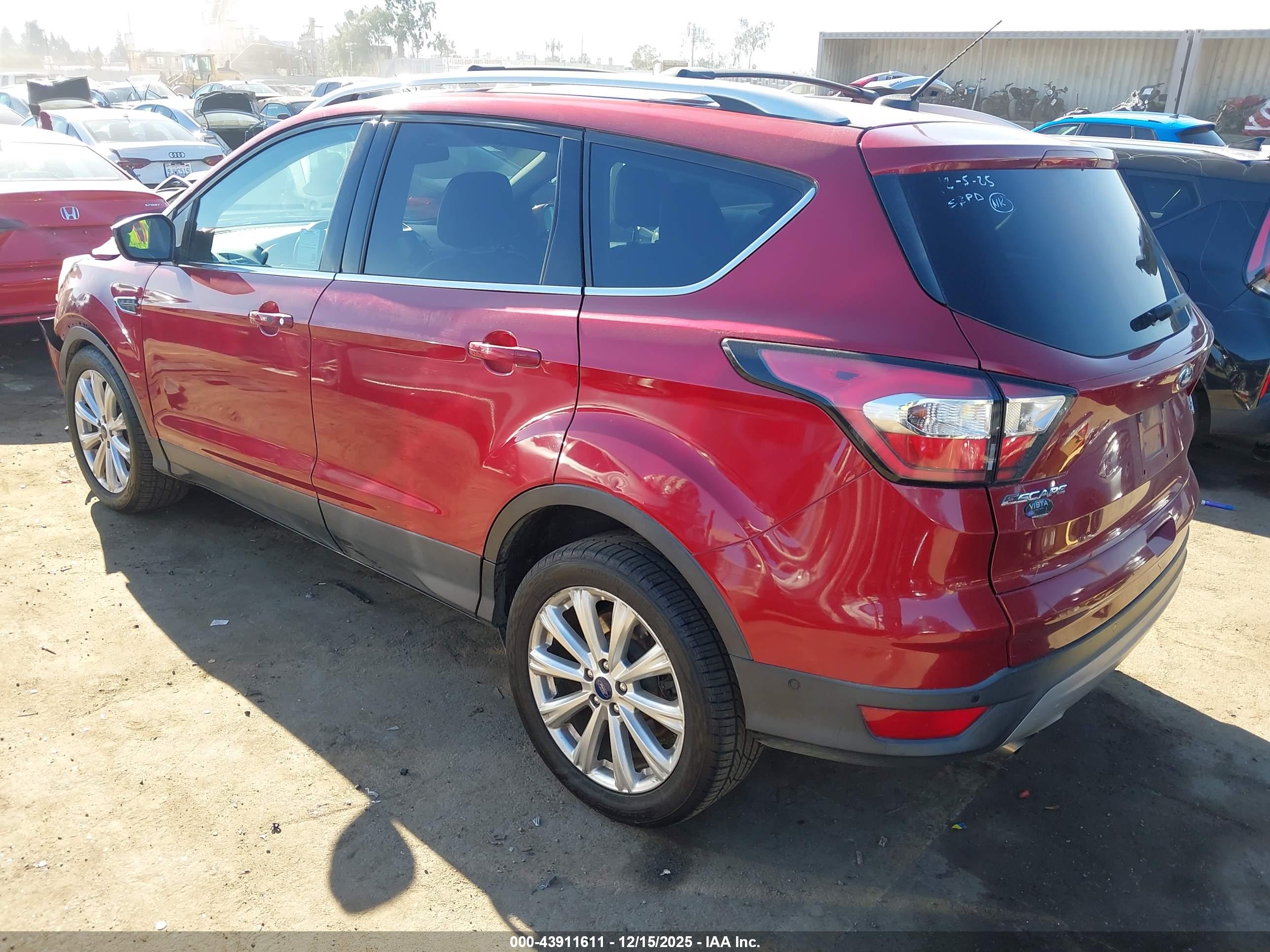 FORD ESCAPE image 3