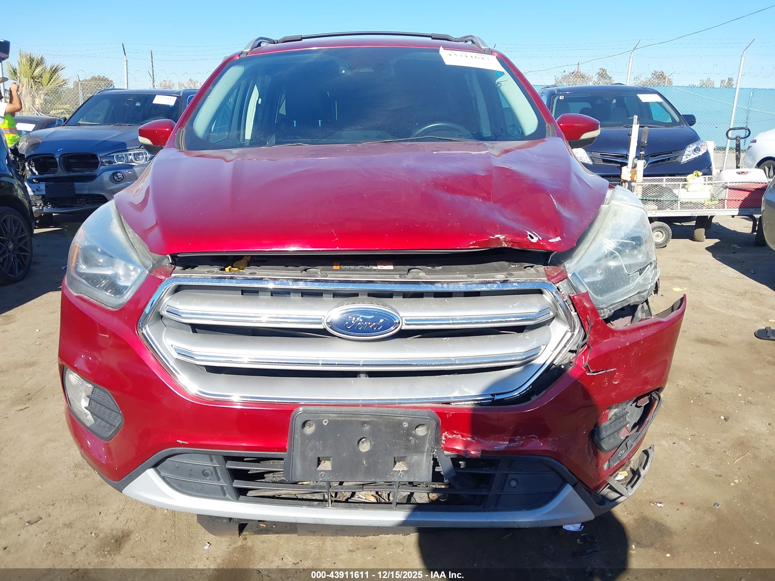 FORD ESCAPE image 6