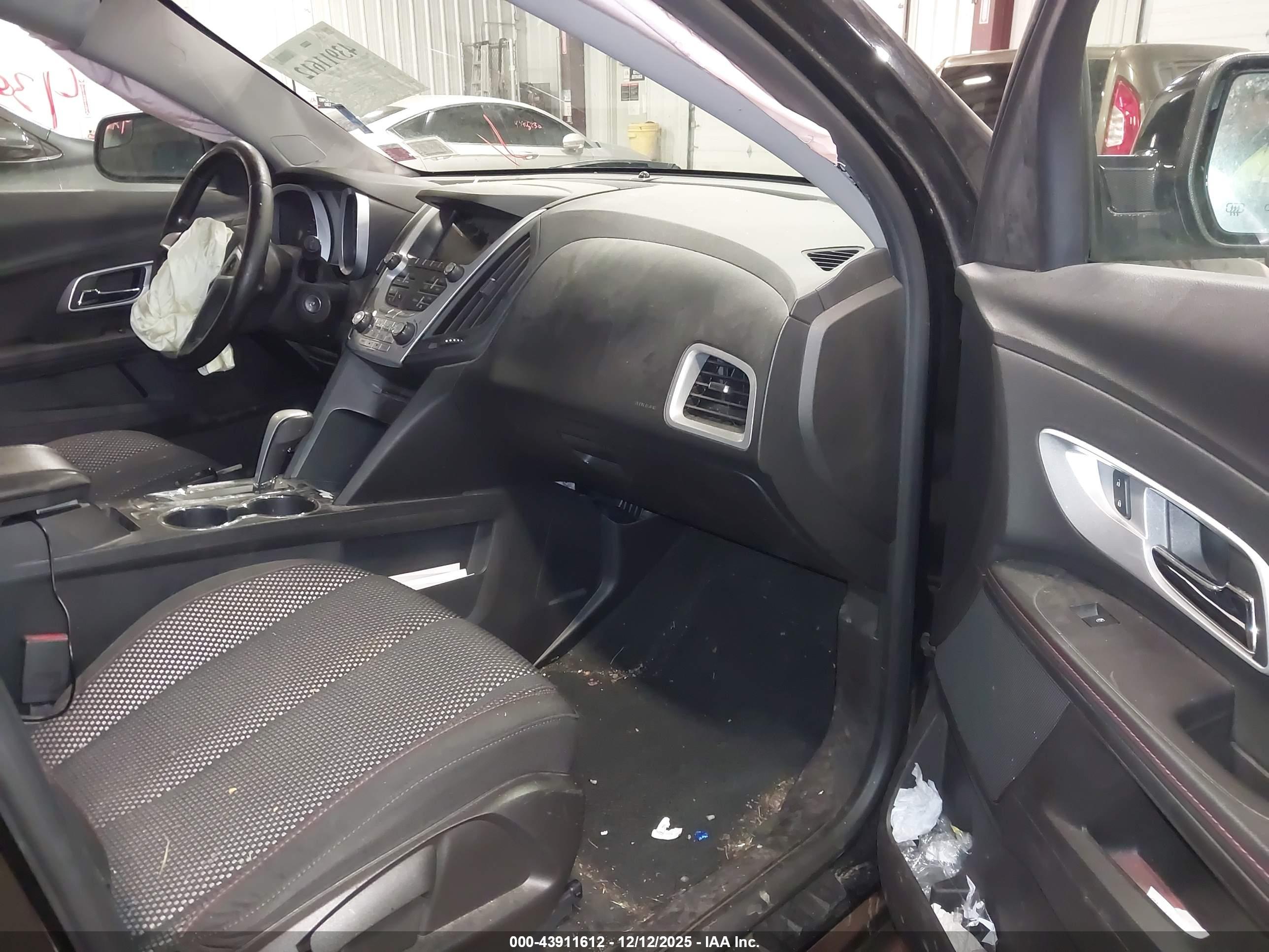 CHEVROLET EQUINOX image 5