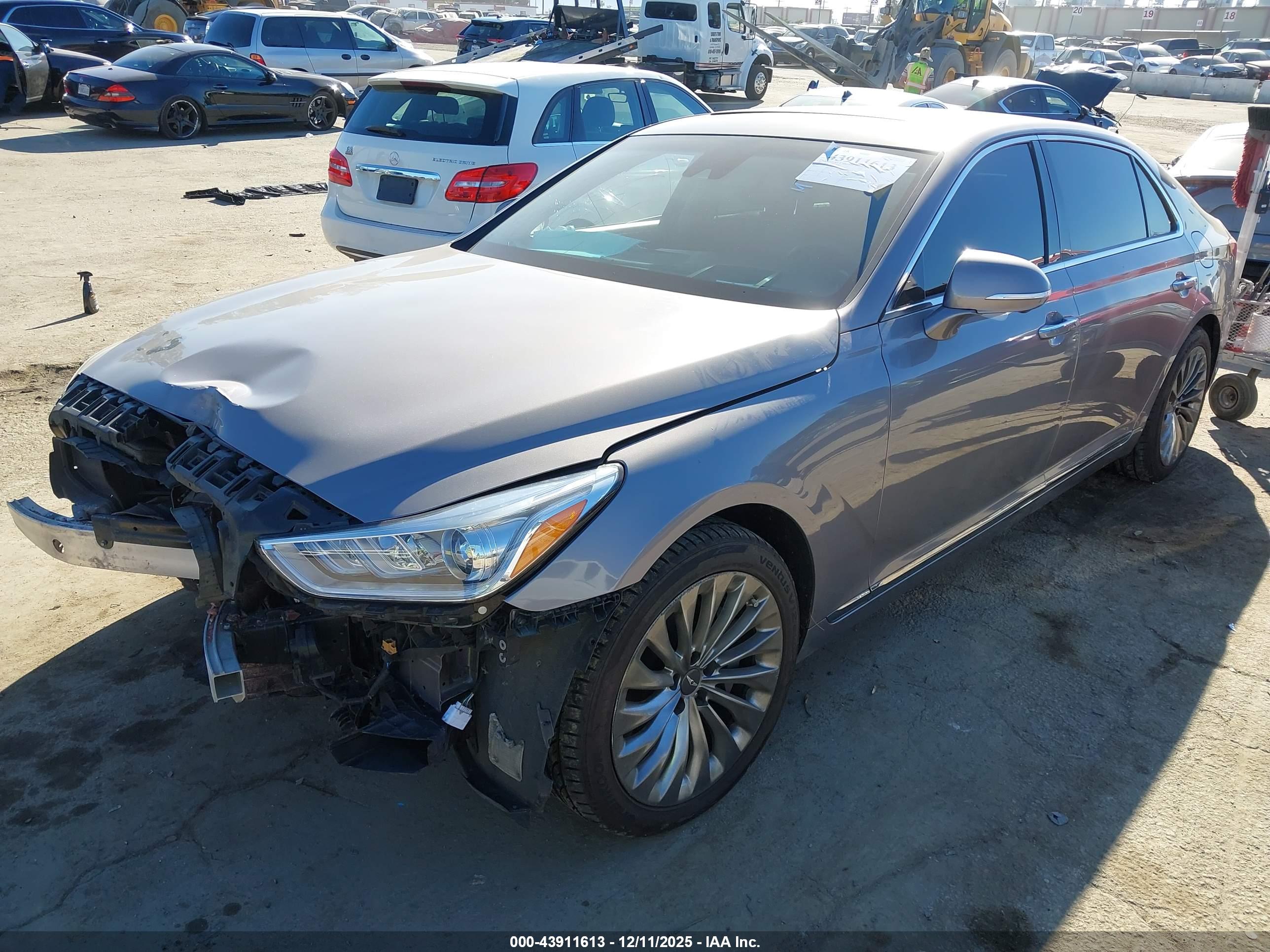 GENESIS G90 image 2
