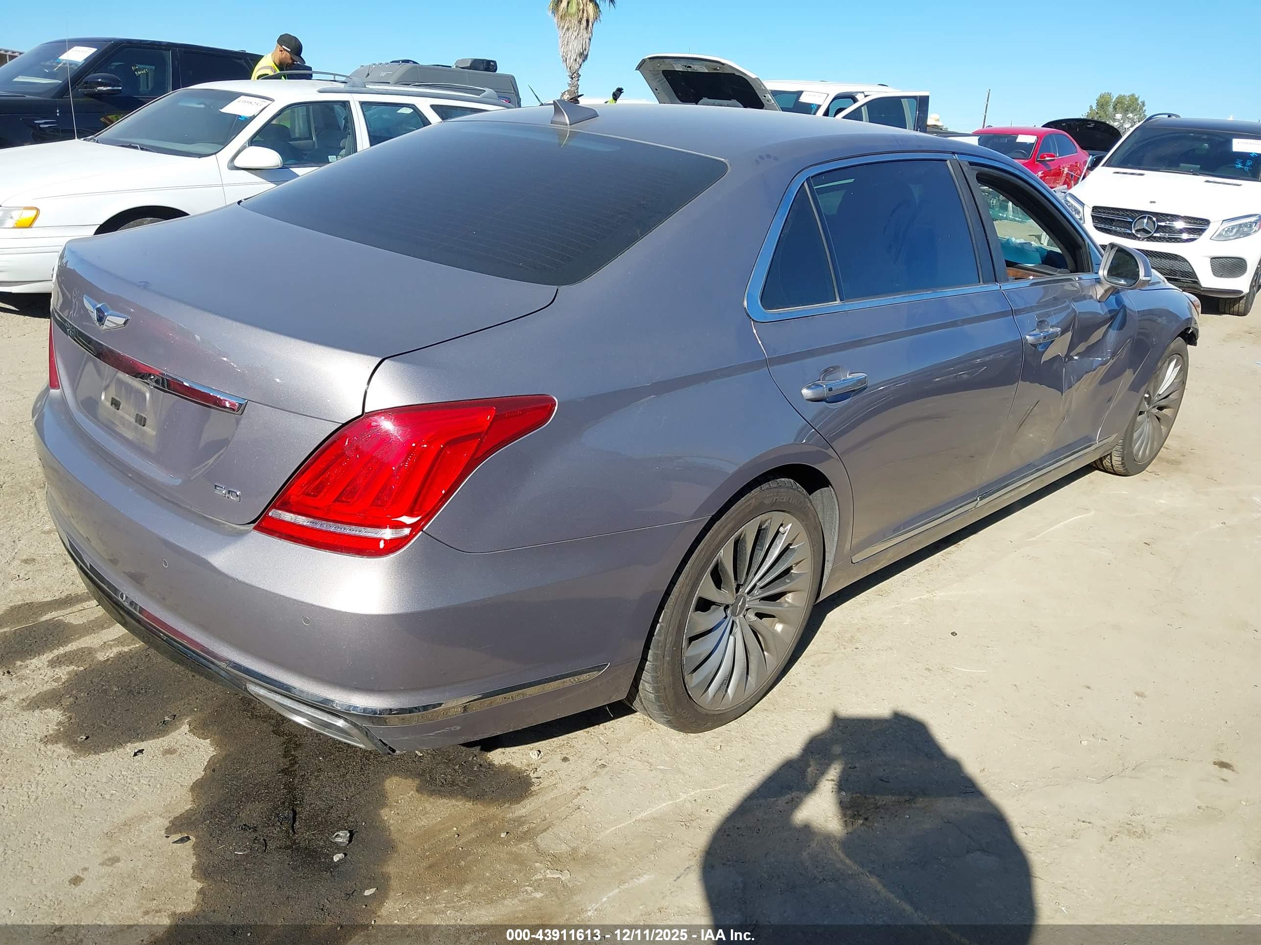 GENESIS G90 image 4