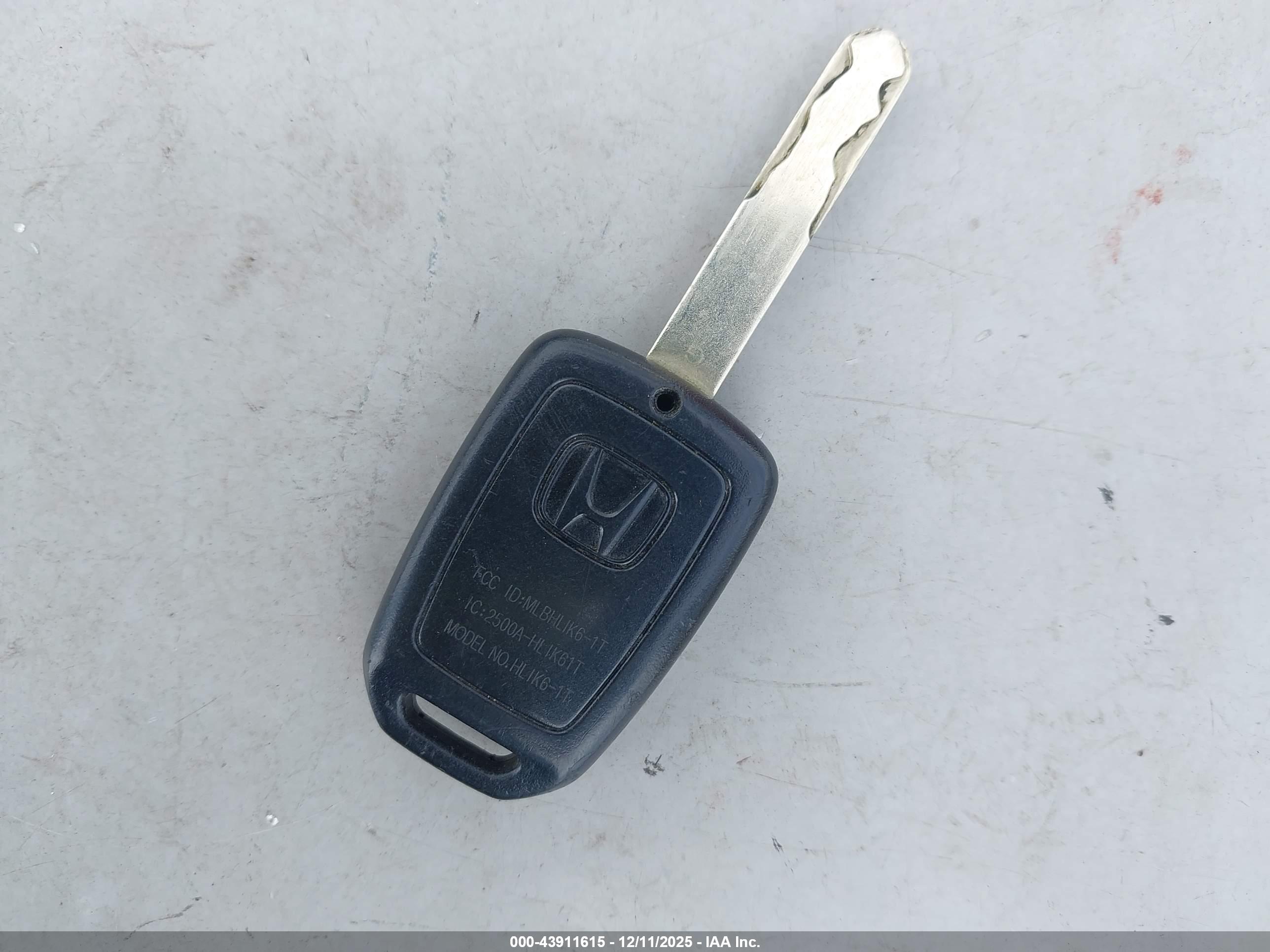 HONDA FIT image 11